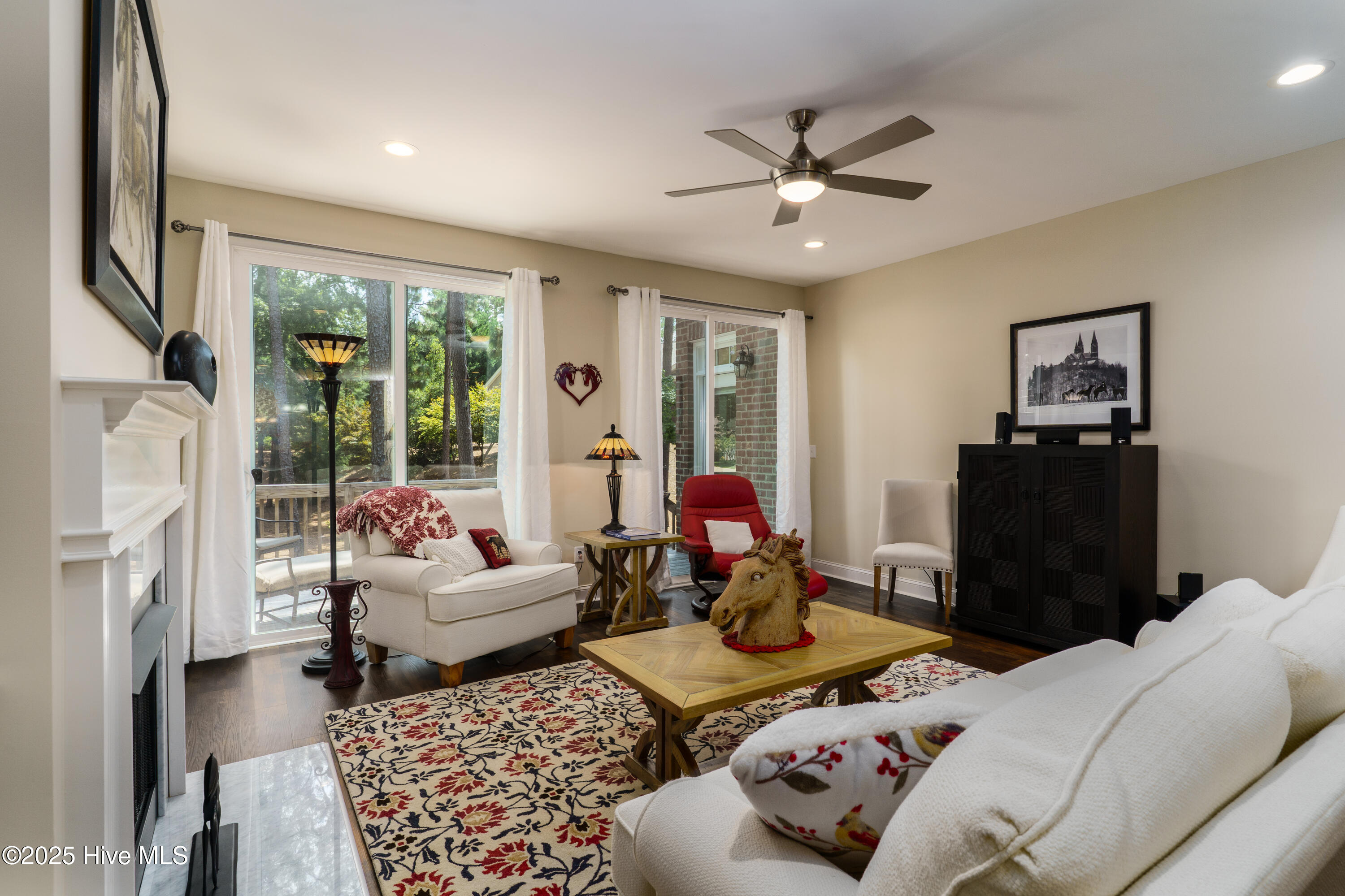 525 Lighthorse Circle