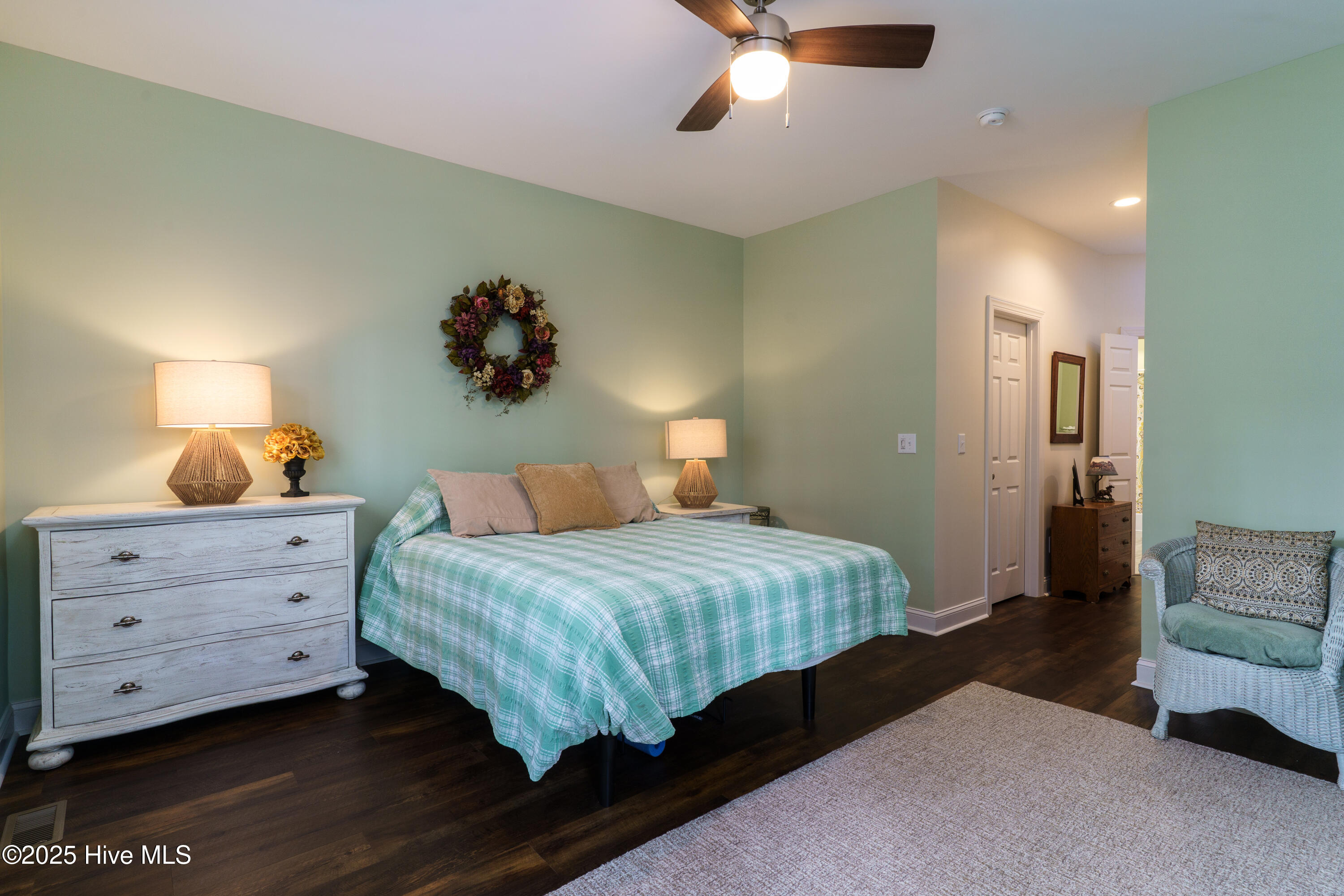 525 Lighthorse Circle