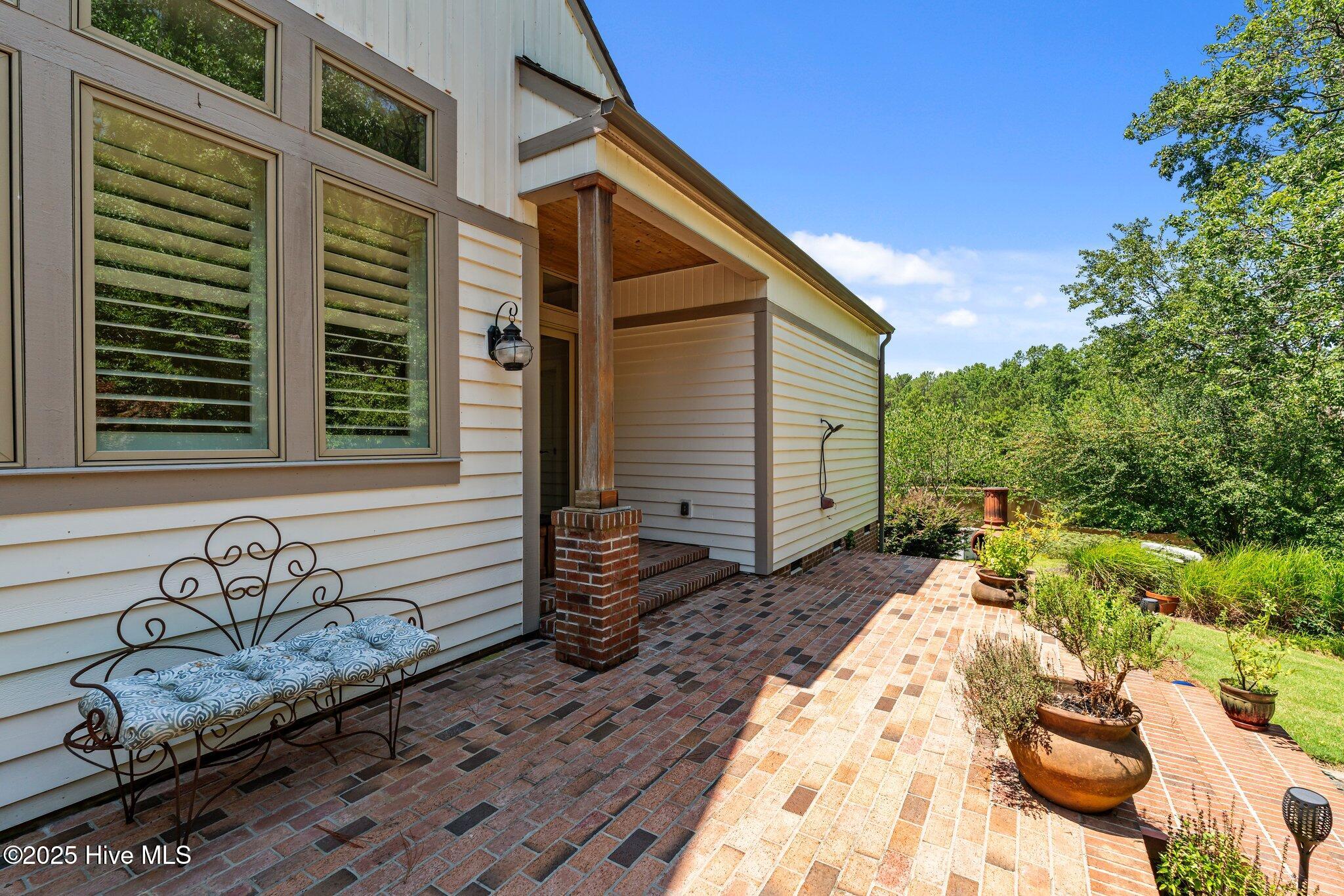 194 Tamarack Lane