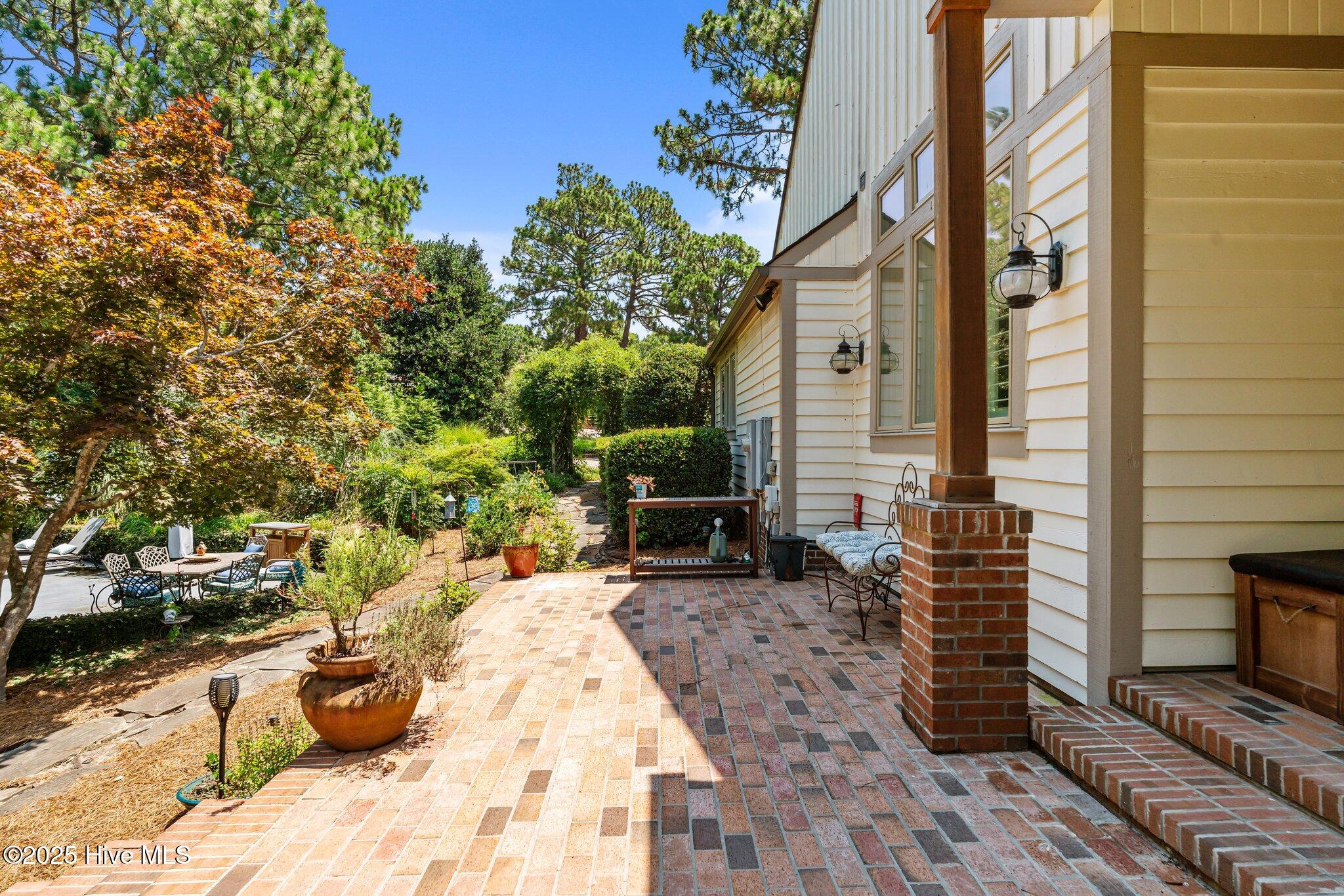 194 Tamarack Lane