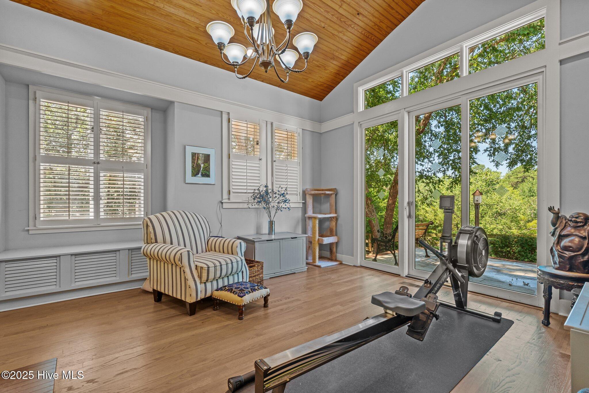 194 Tamarack Lane
