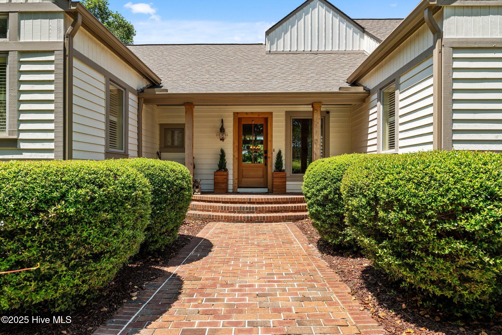 194 Tamarack Lane