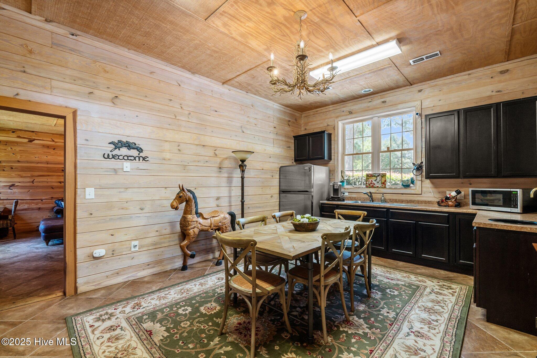 194 Tamarack Lane
