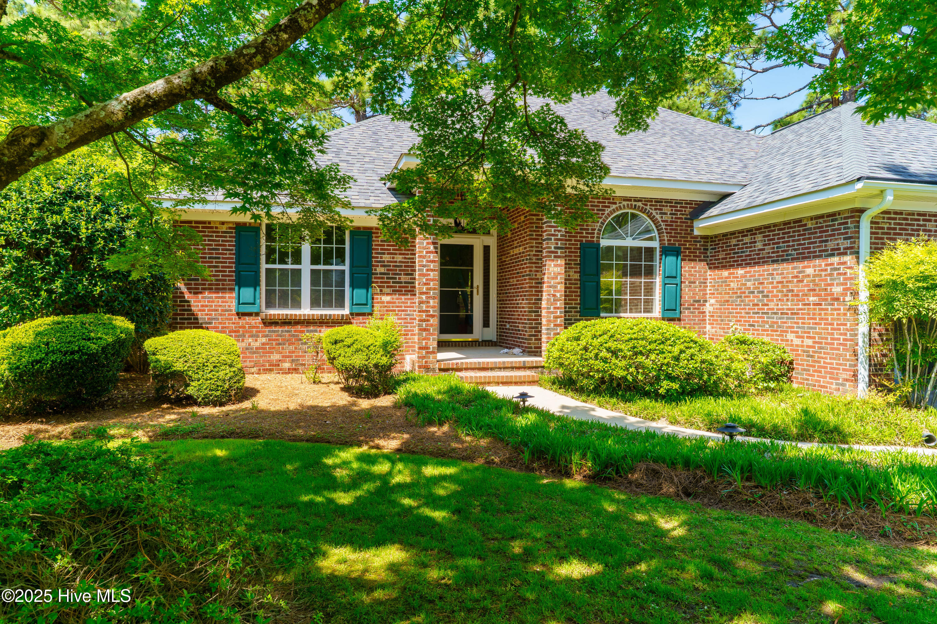 725 Monticello Drive