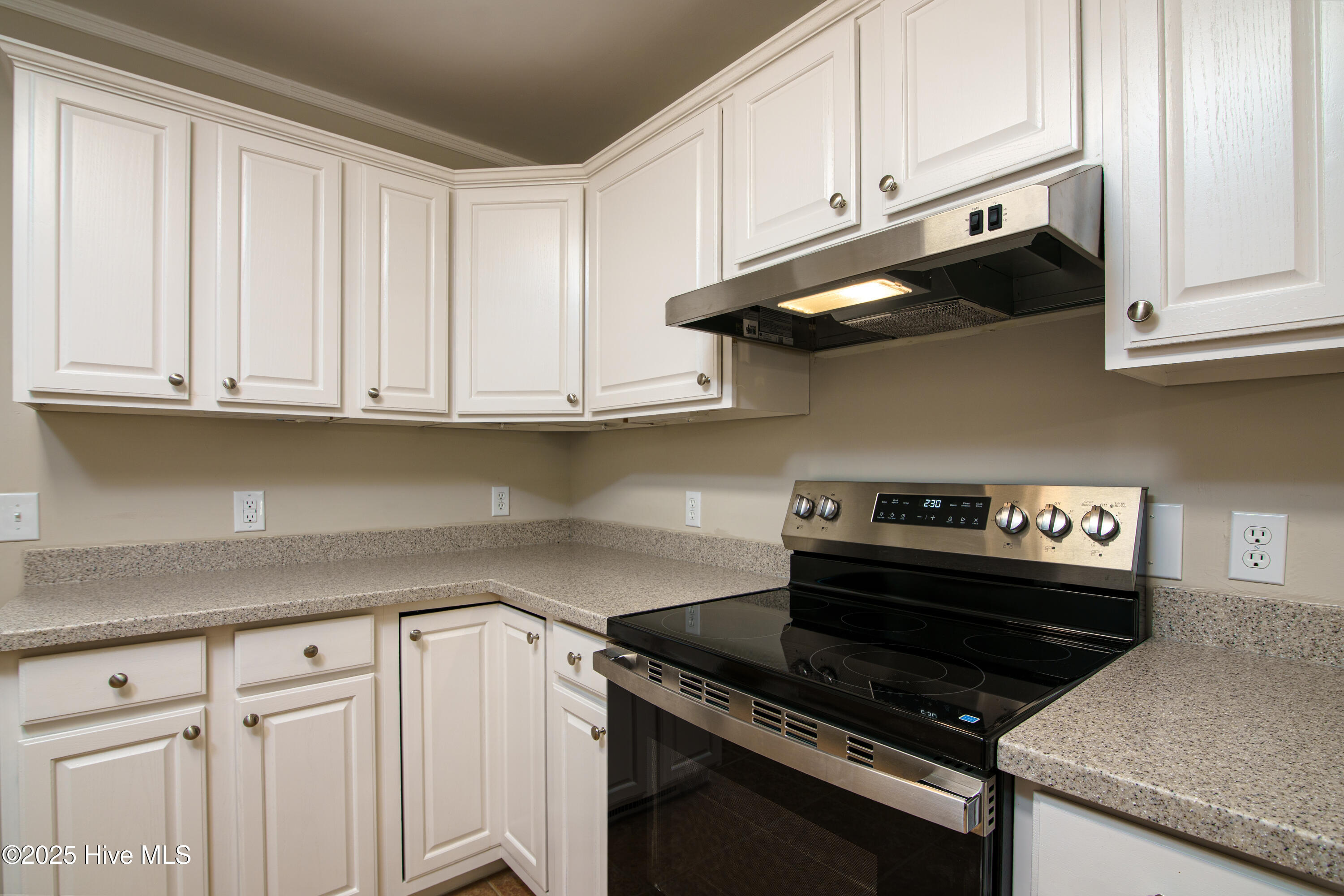 725 Monticello Drive