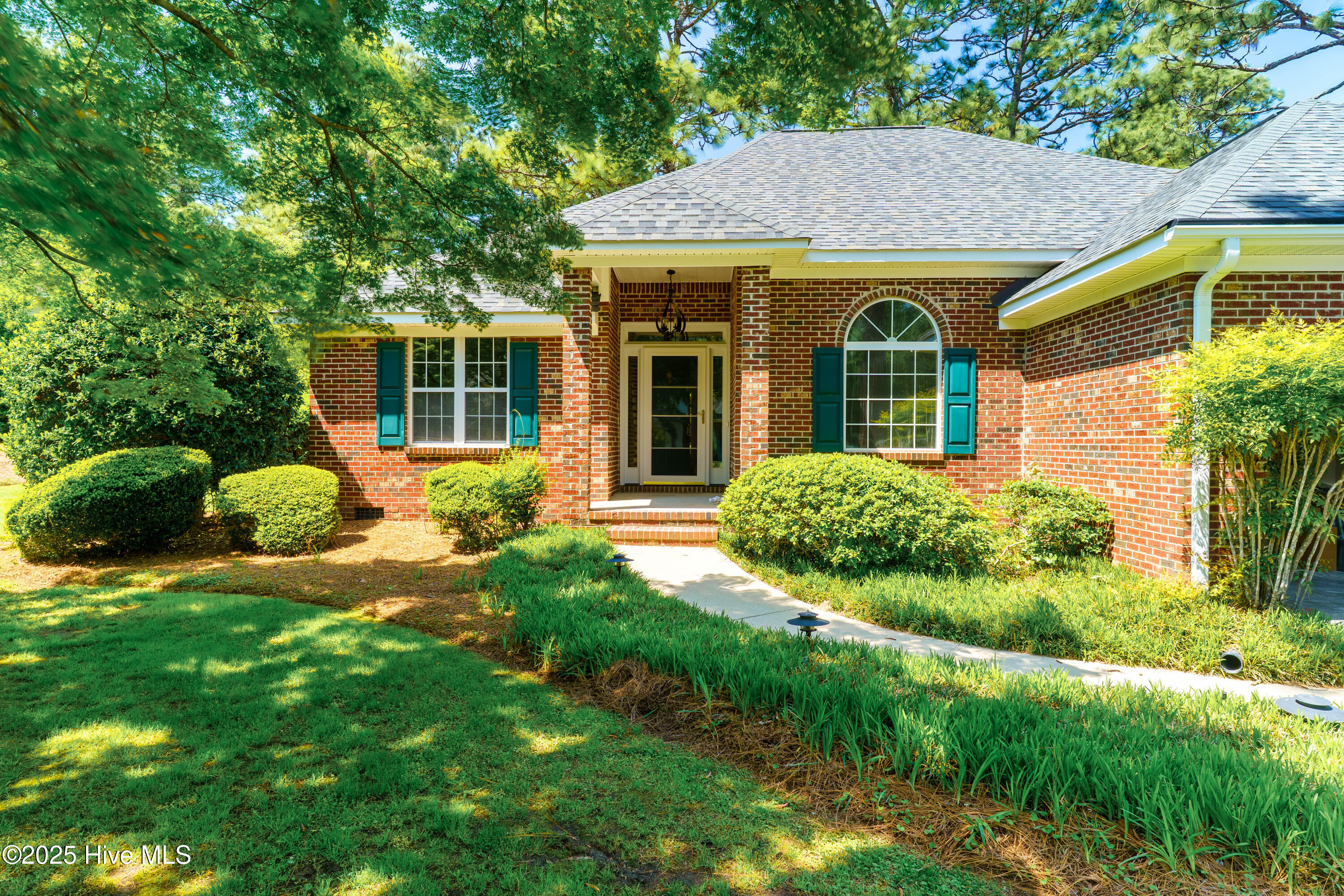 725 Monticello Drive