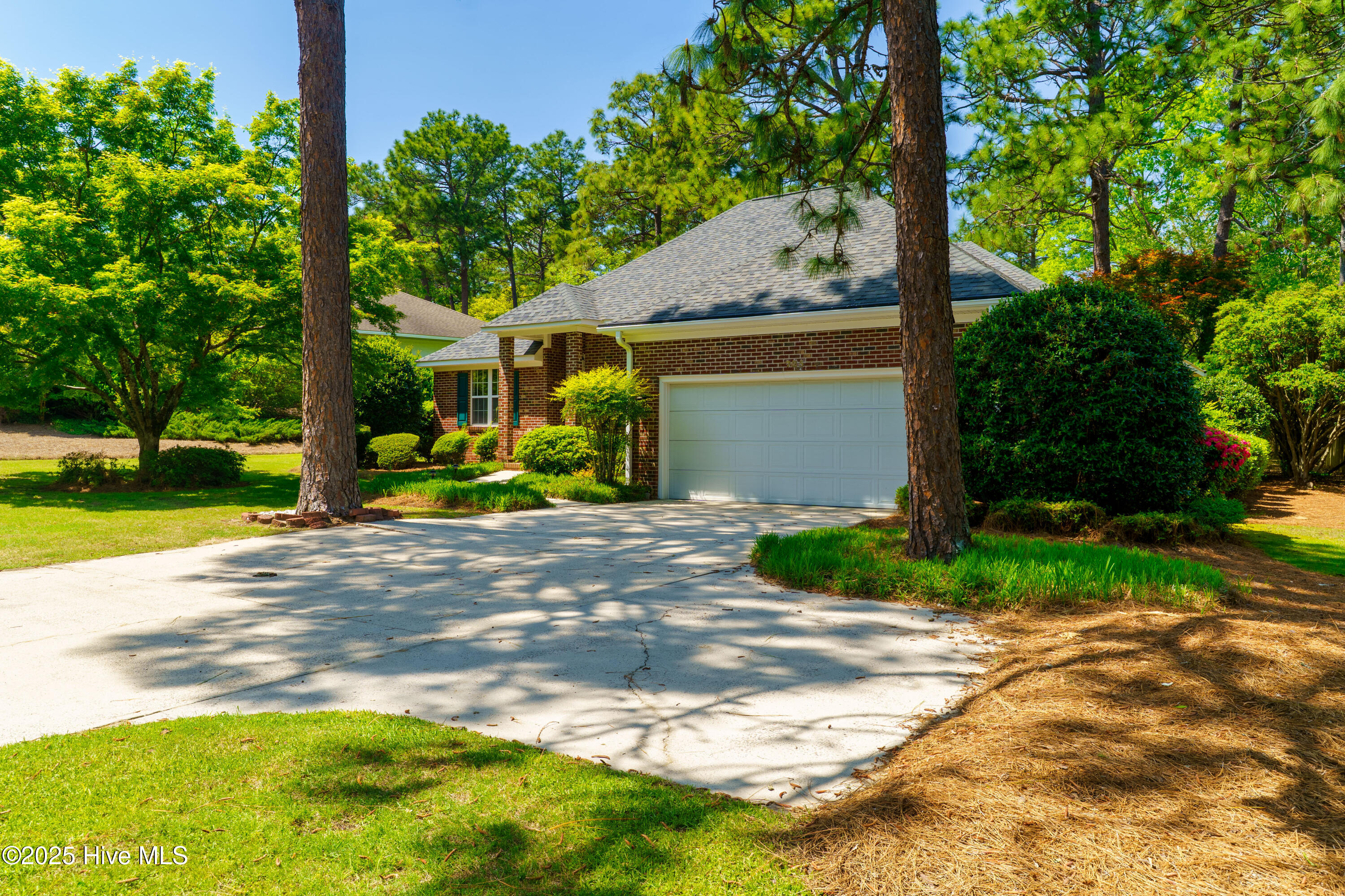 725 Monticello Drive