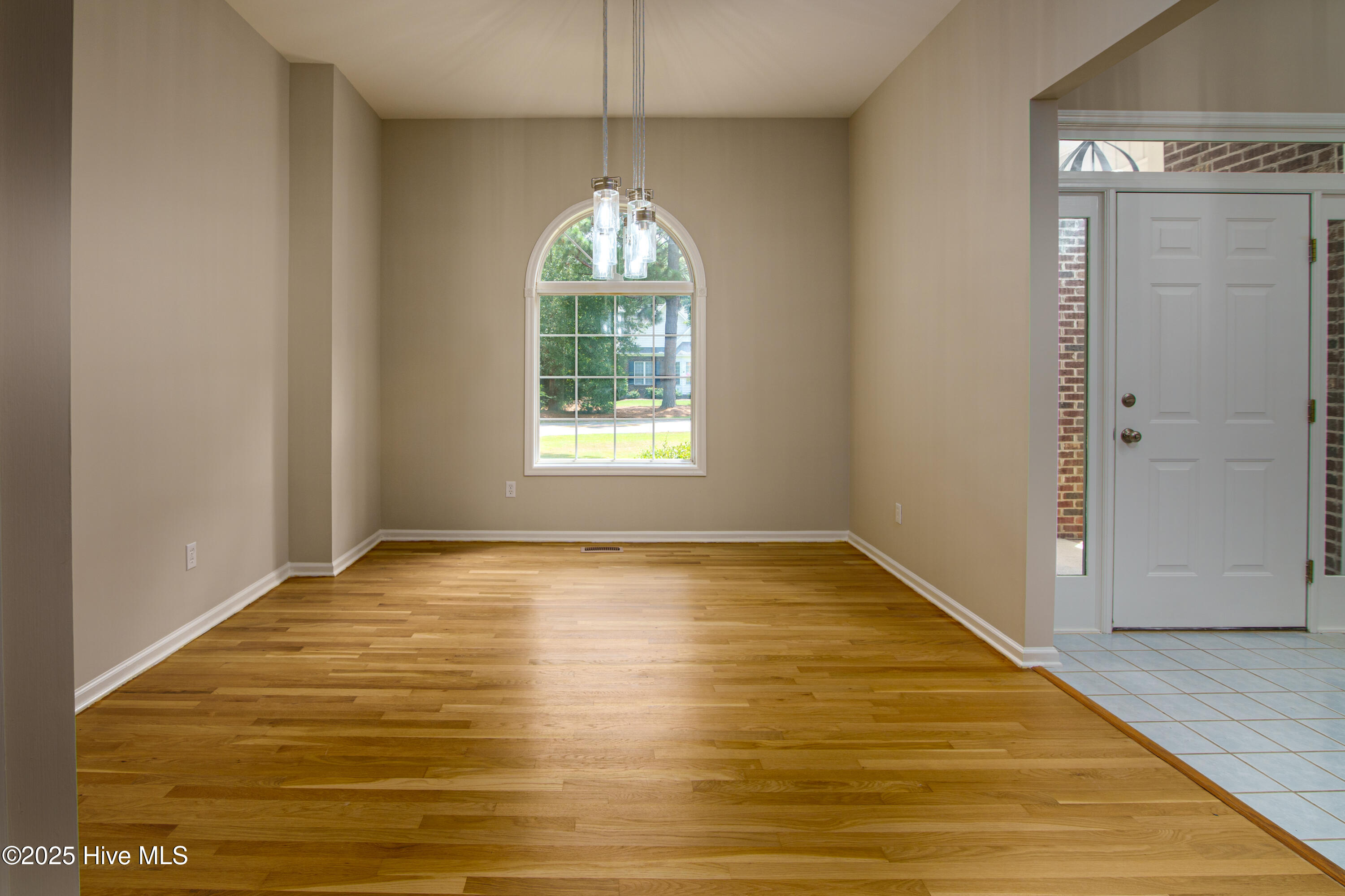 725 Monticello Drive