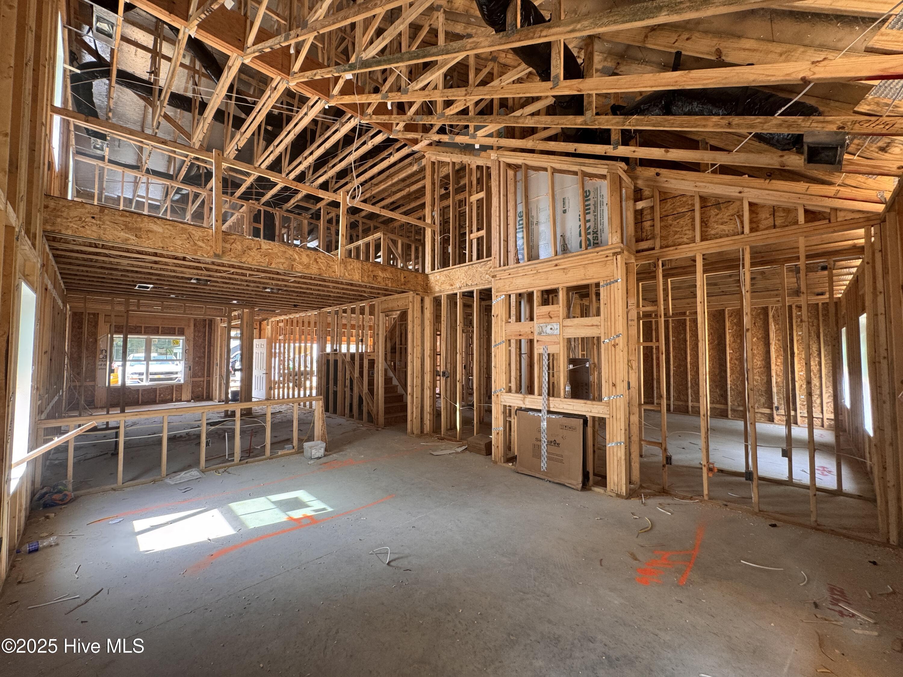 412 Redwater Trail, 600