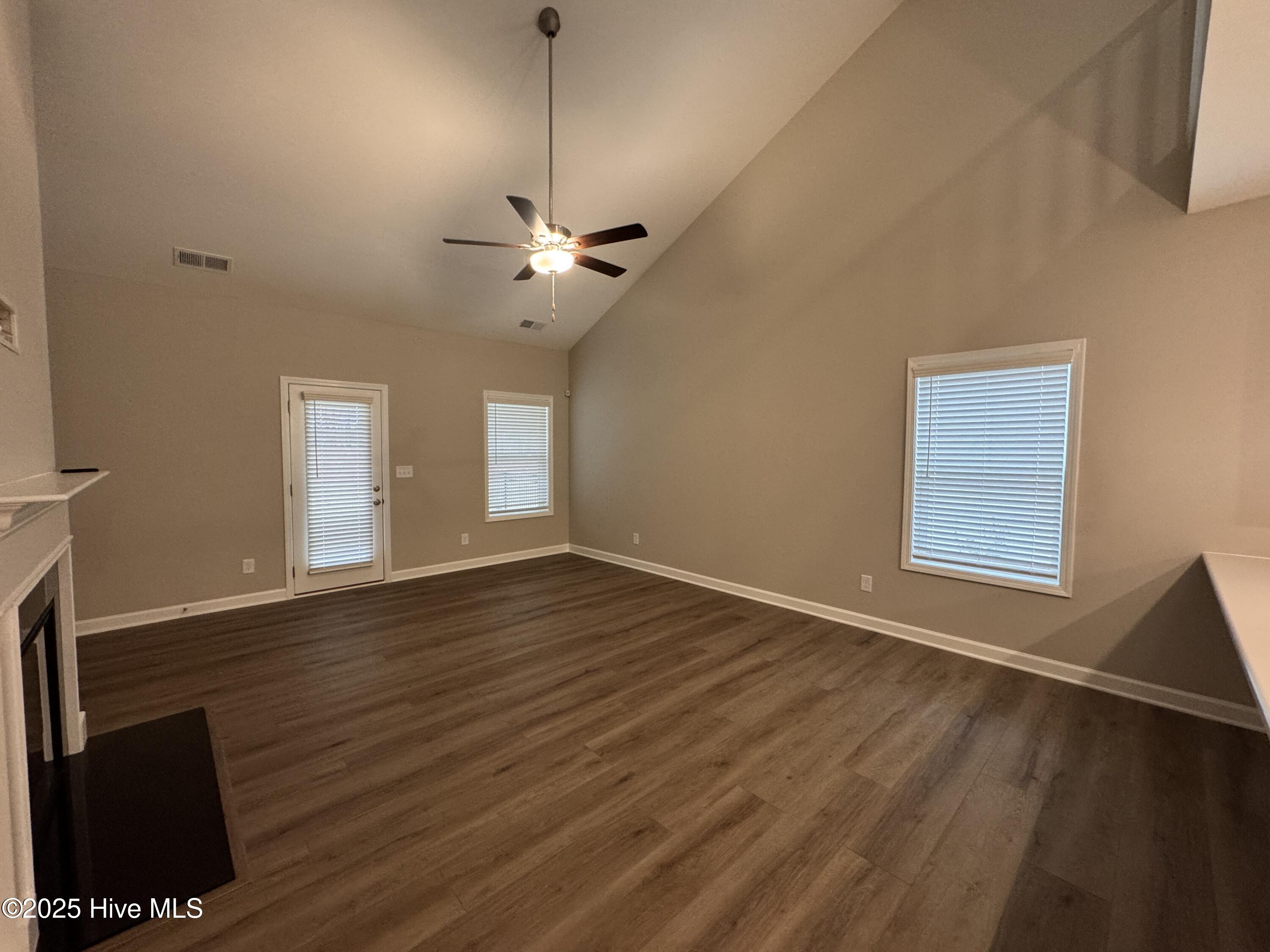412 Redwater Trail, 600