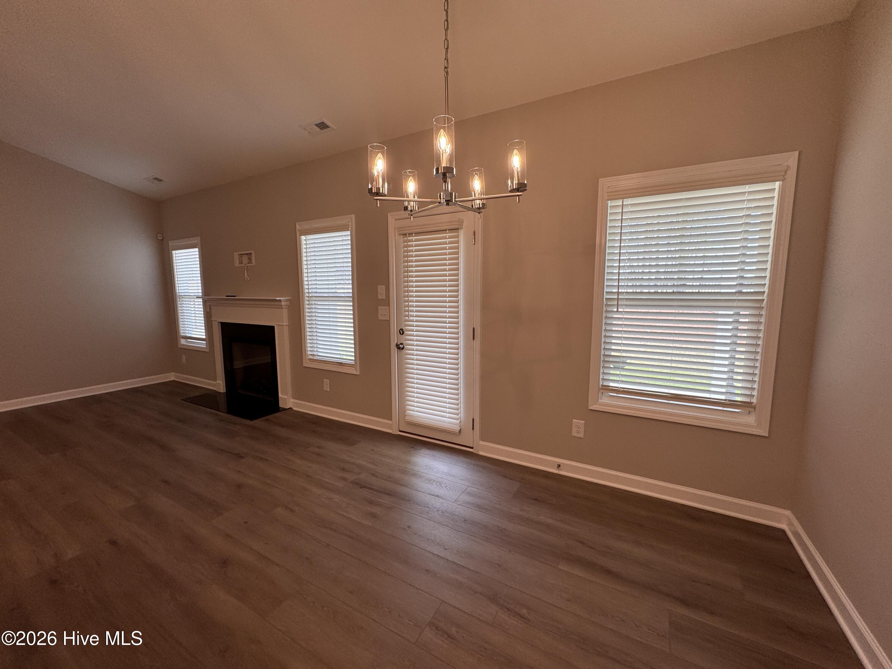 408 Redwater Trail, 601