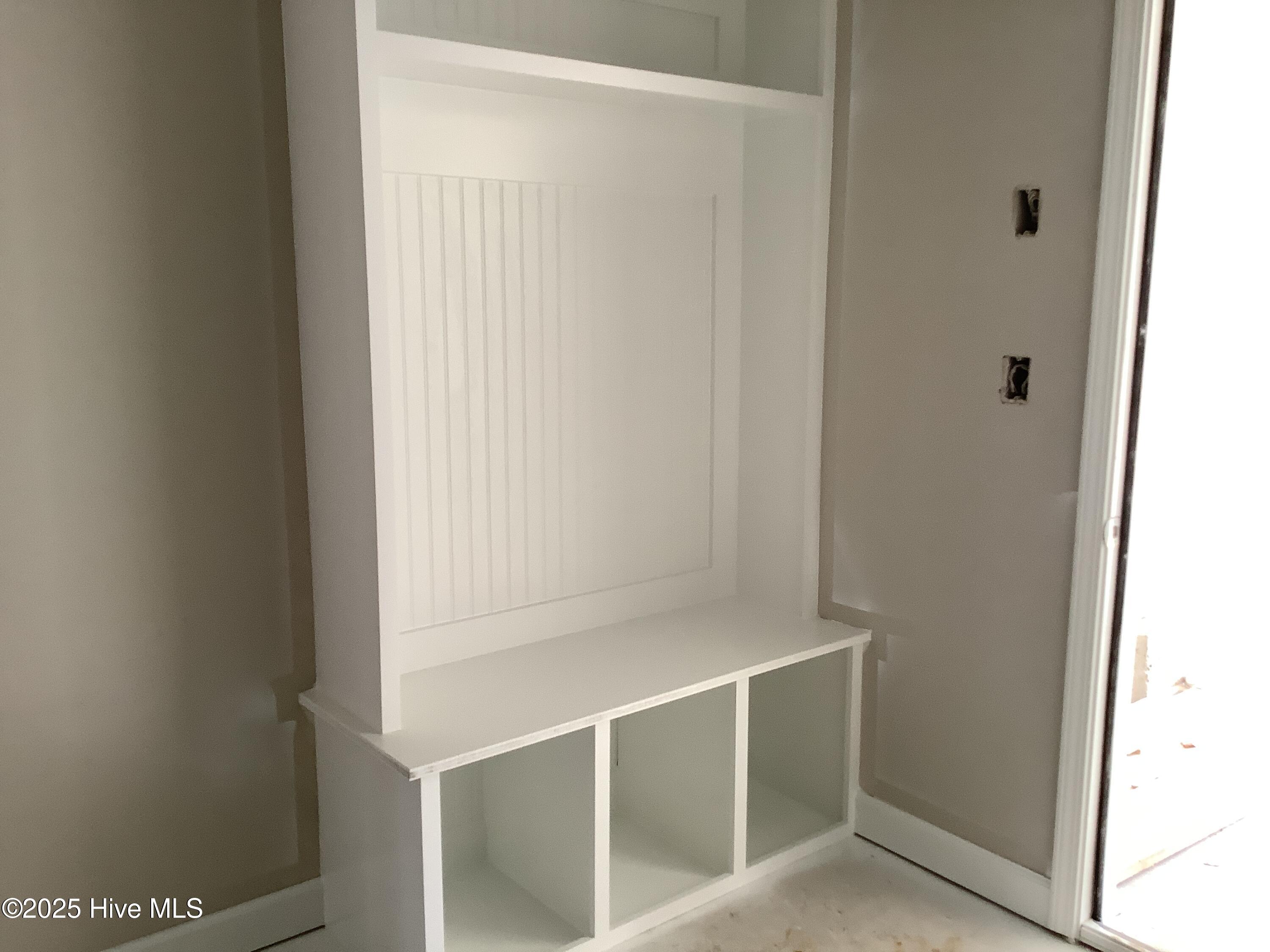 408 Redwater Trail, 601