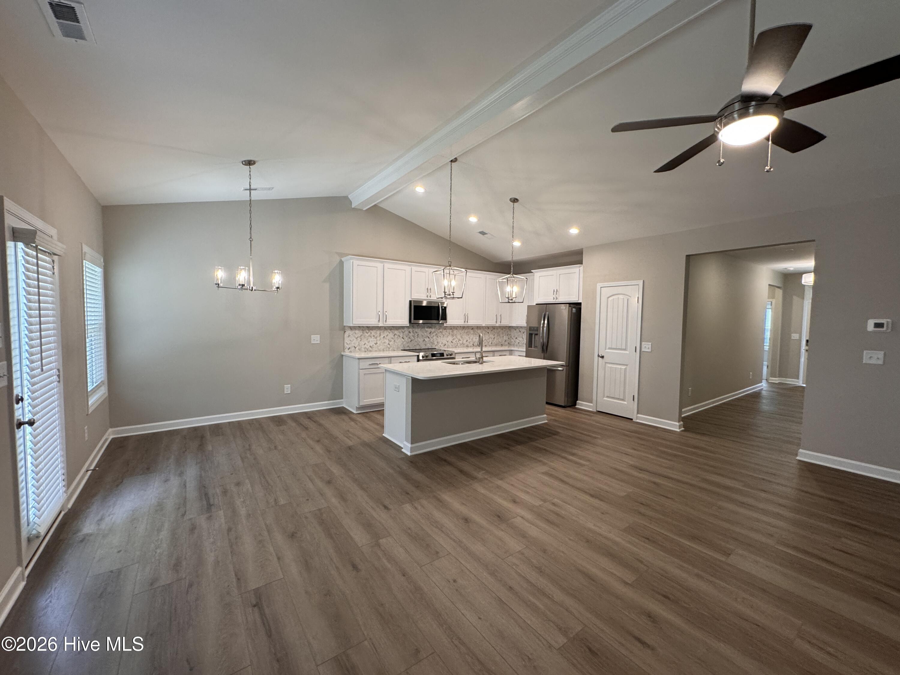 408 Redwater Trail, 601
