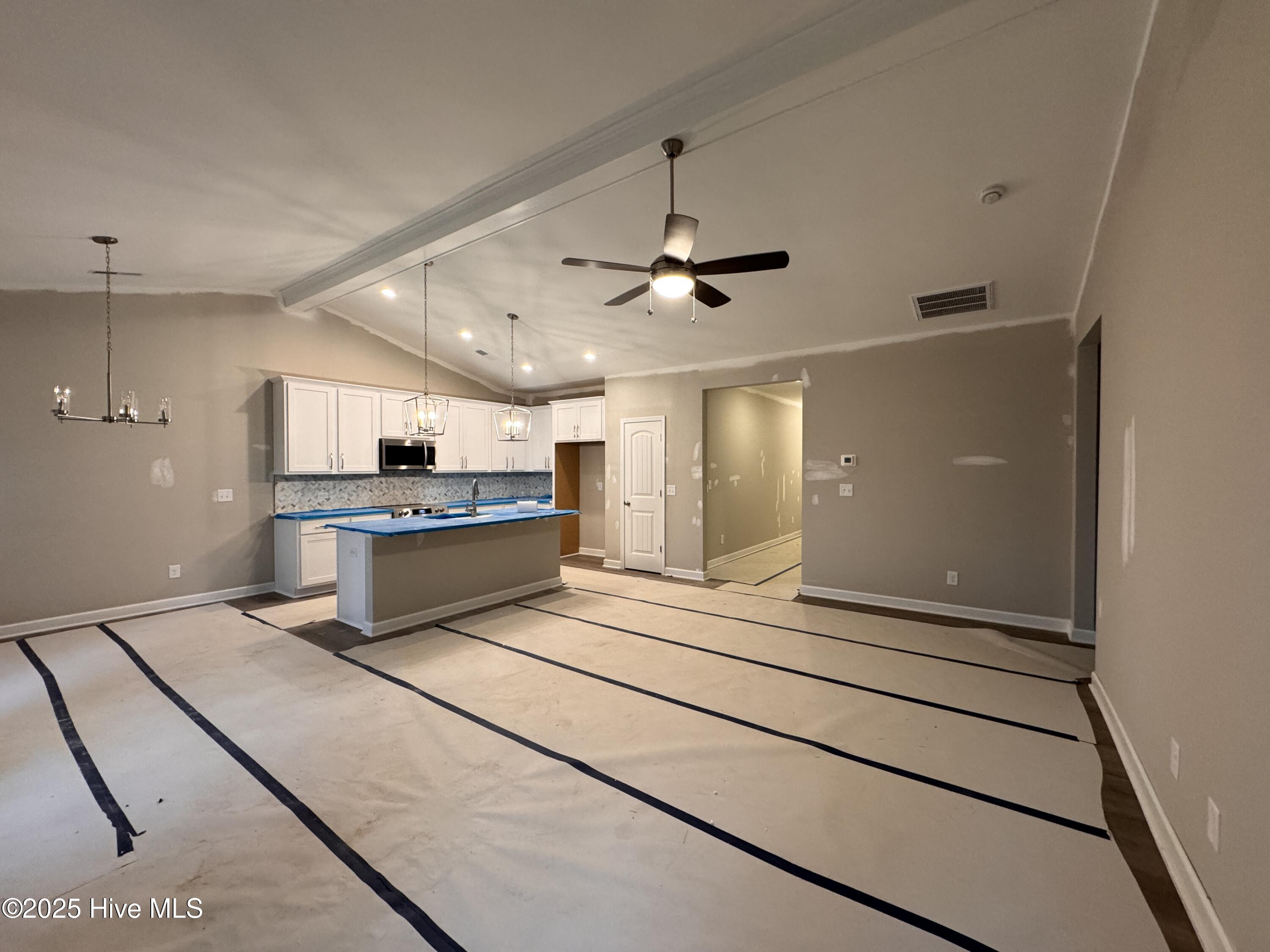 408 Redwater Trail, 601