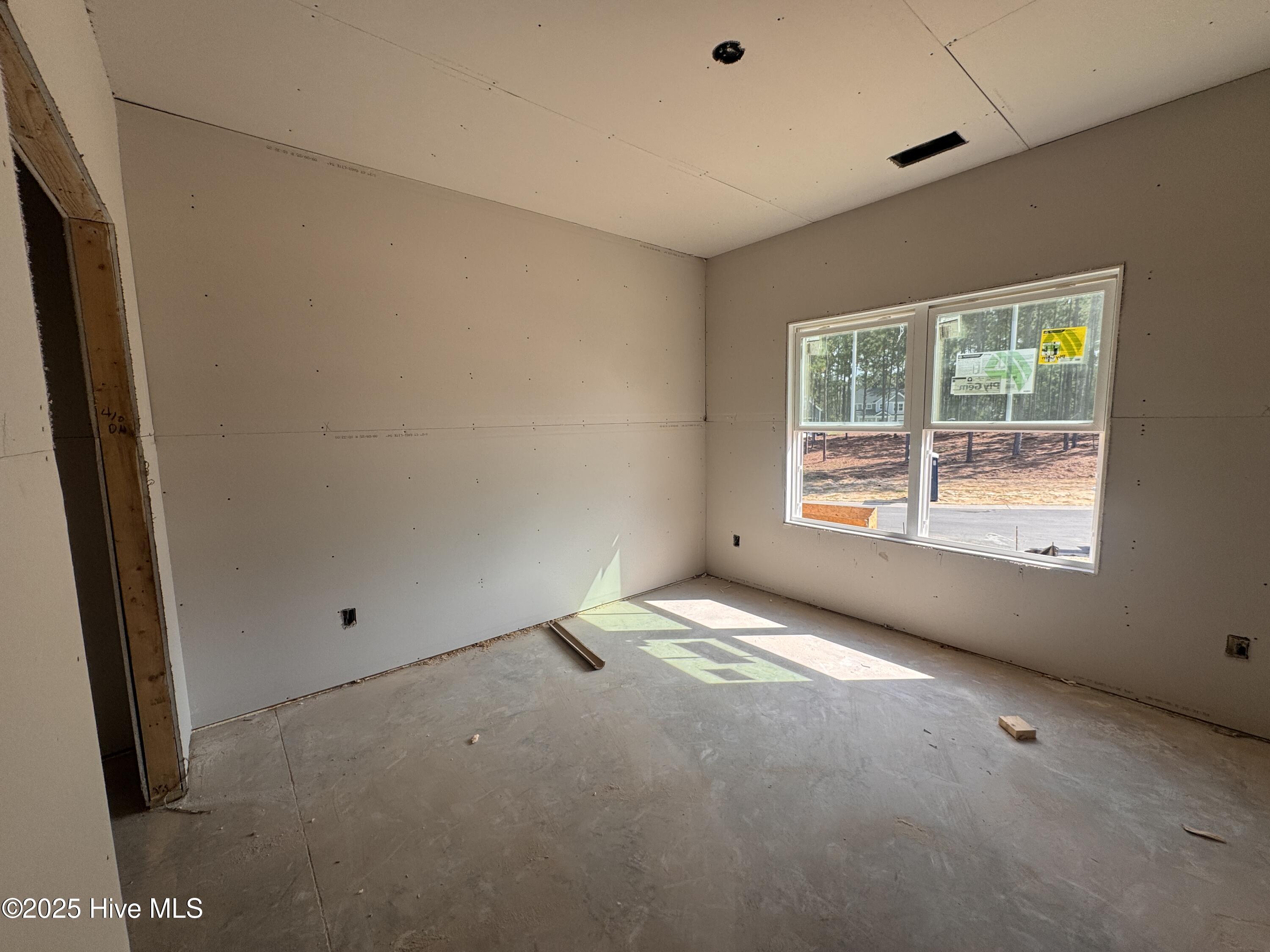 408 Redwater Trail, 601