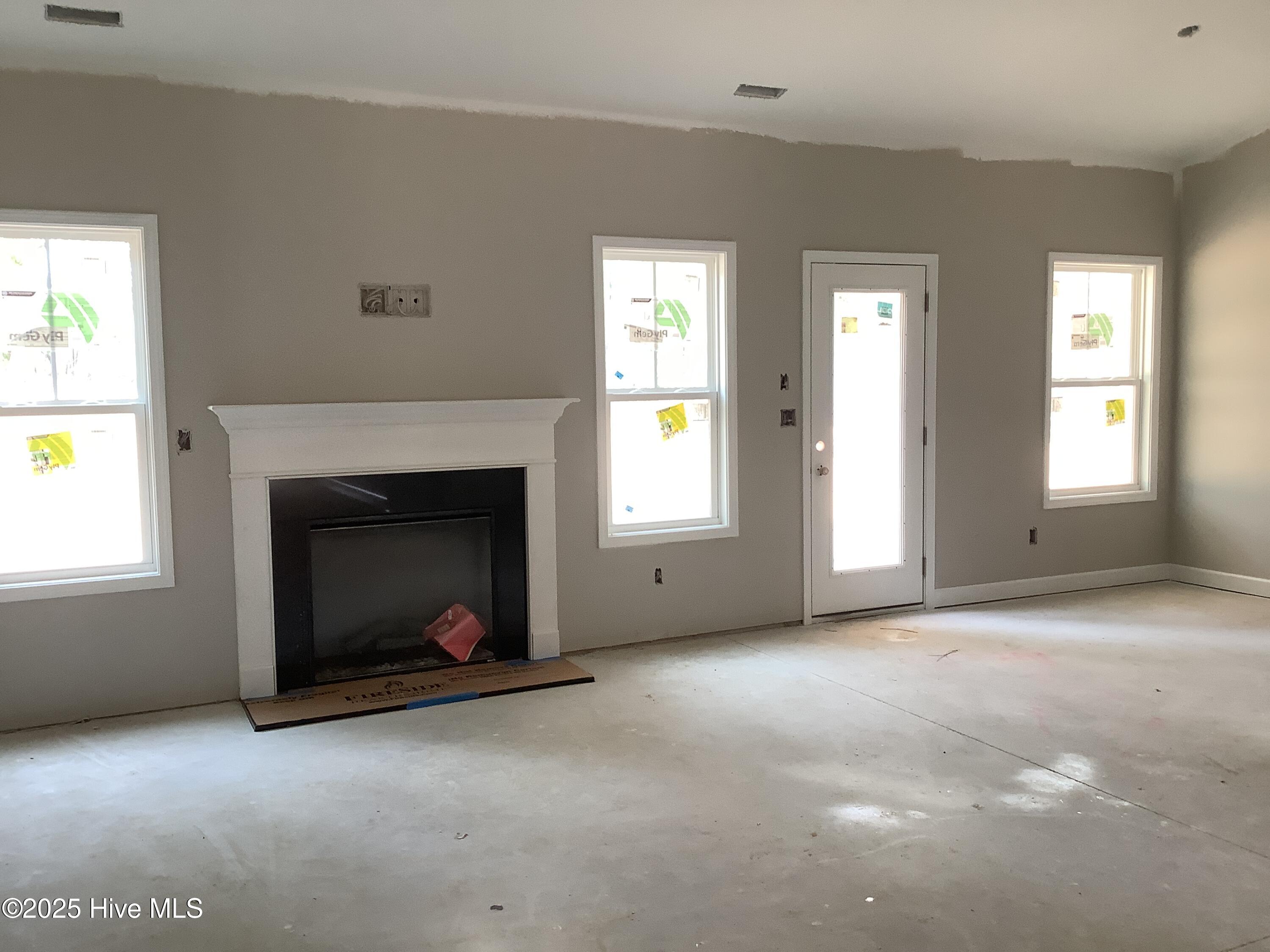 408 Redwater Trail, 601