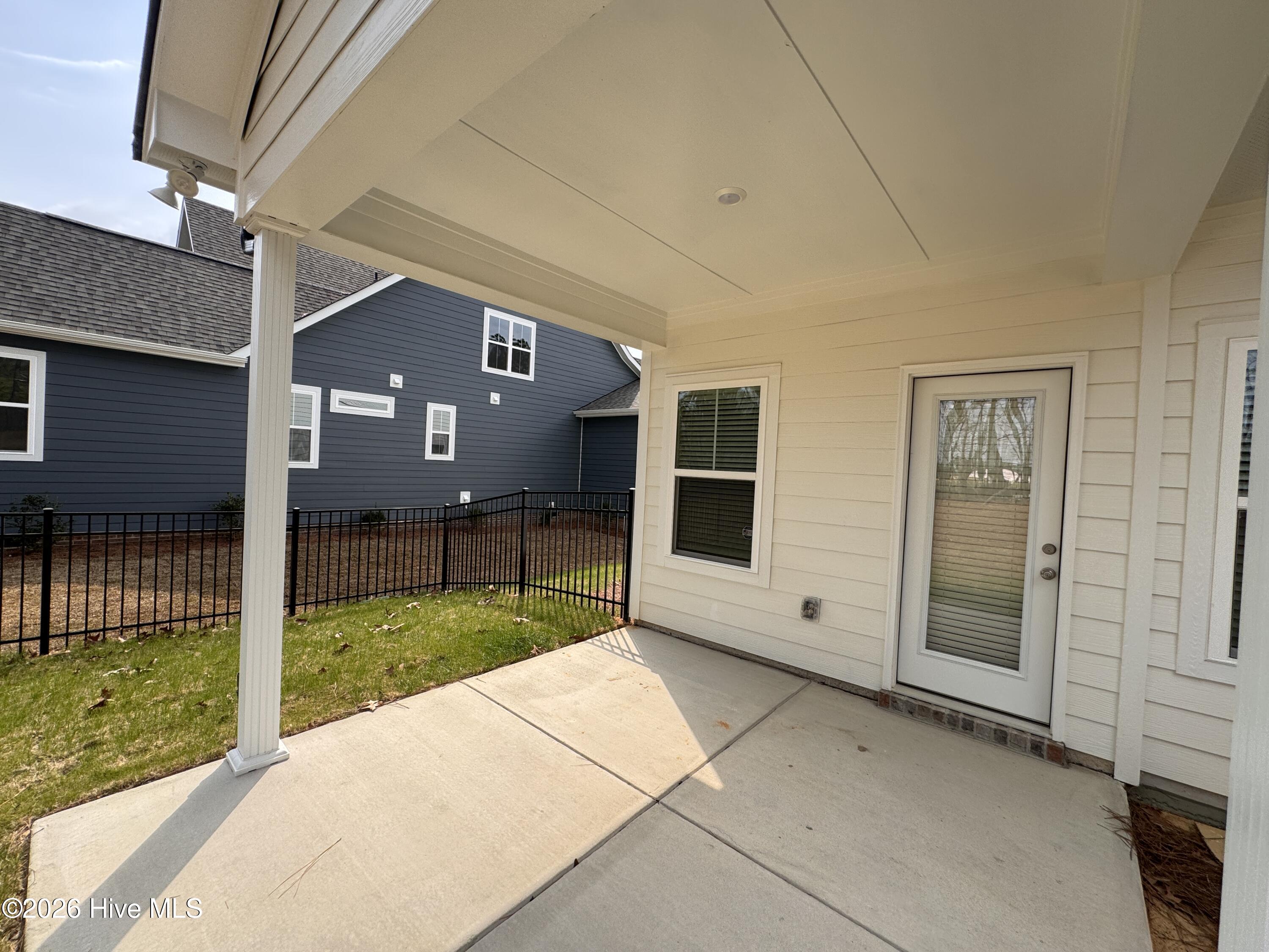 408 Redwater Trail, 601