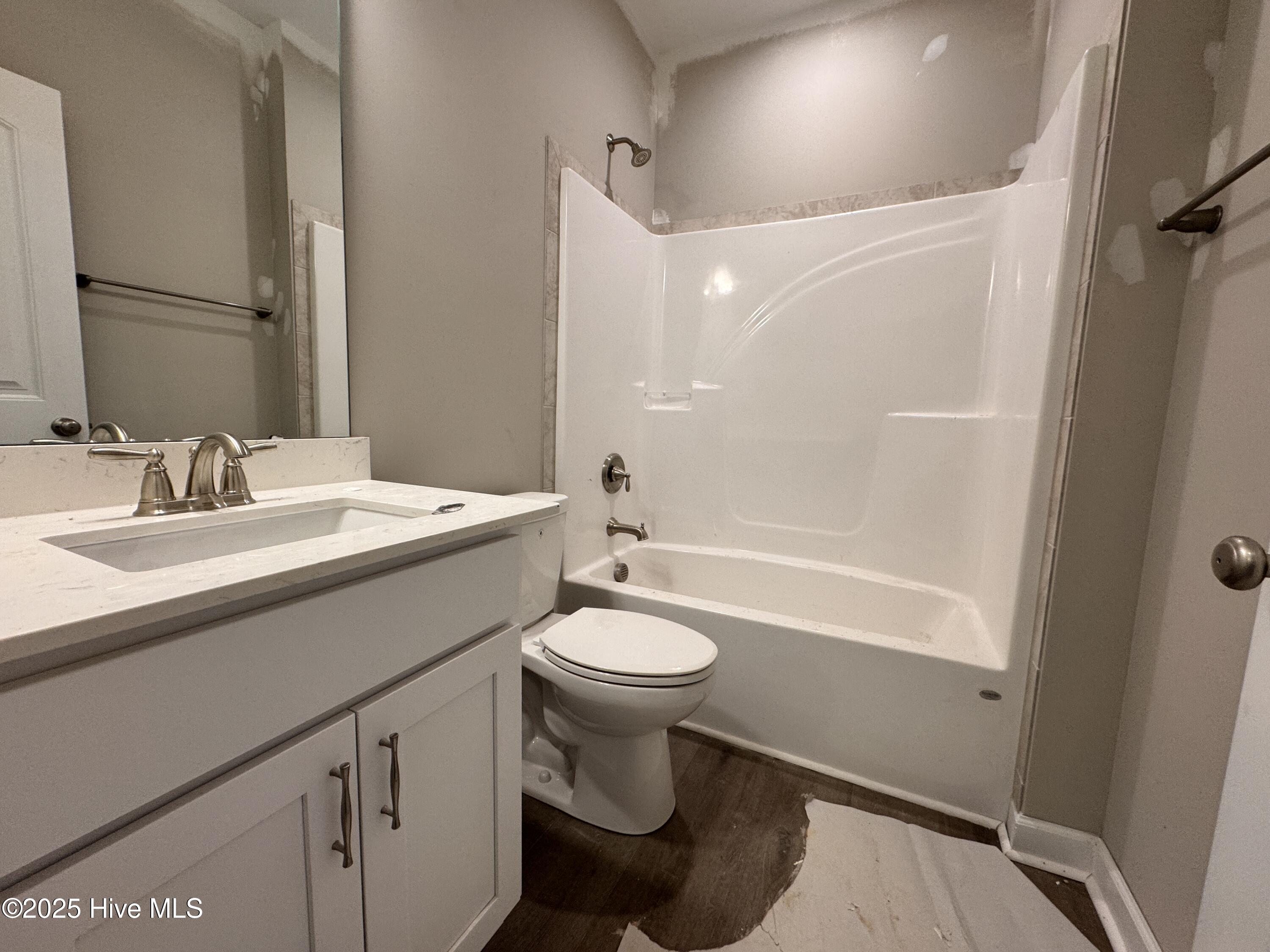 408 Redwater Trail, 601