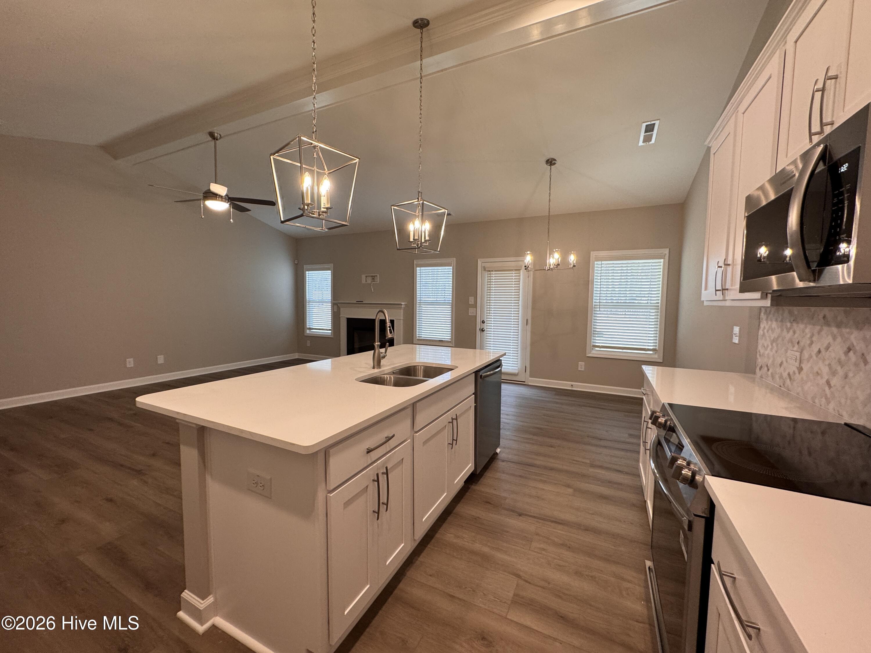 408 Redwater Trail, 601