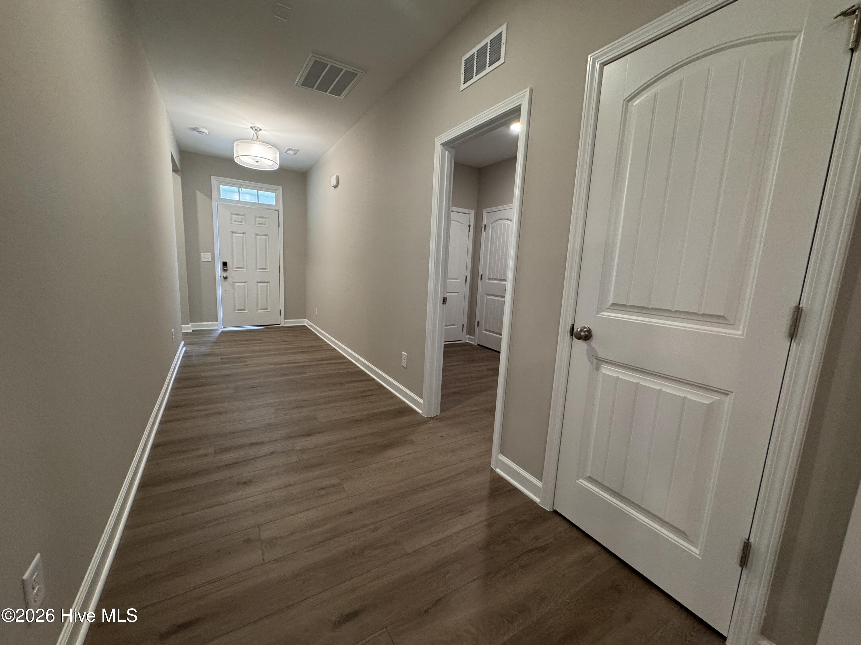 408 Redwater Trail, 601