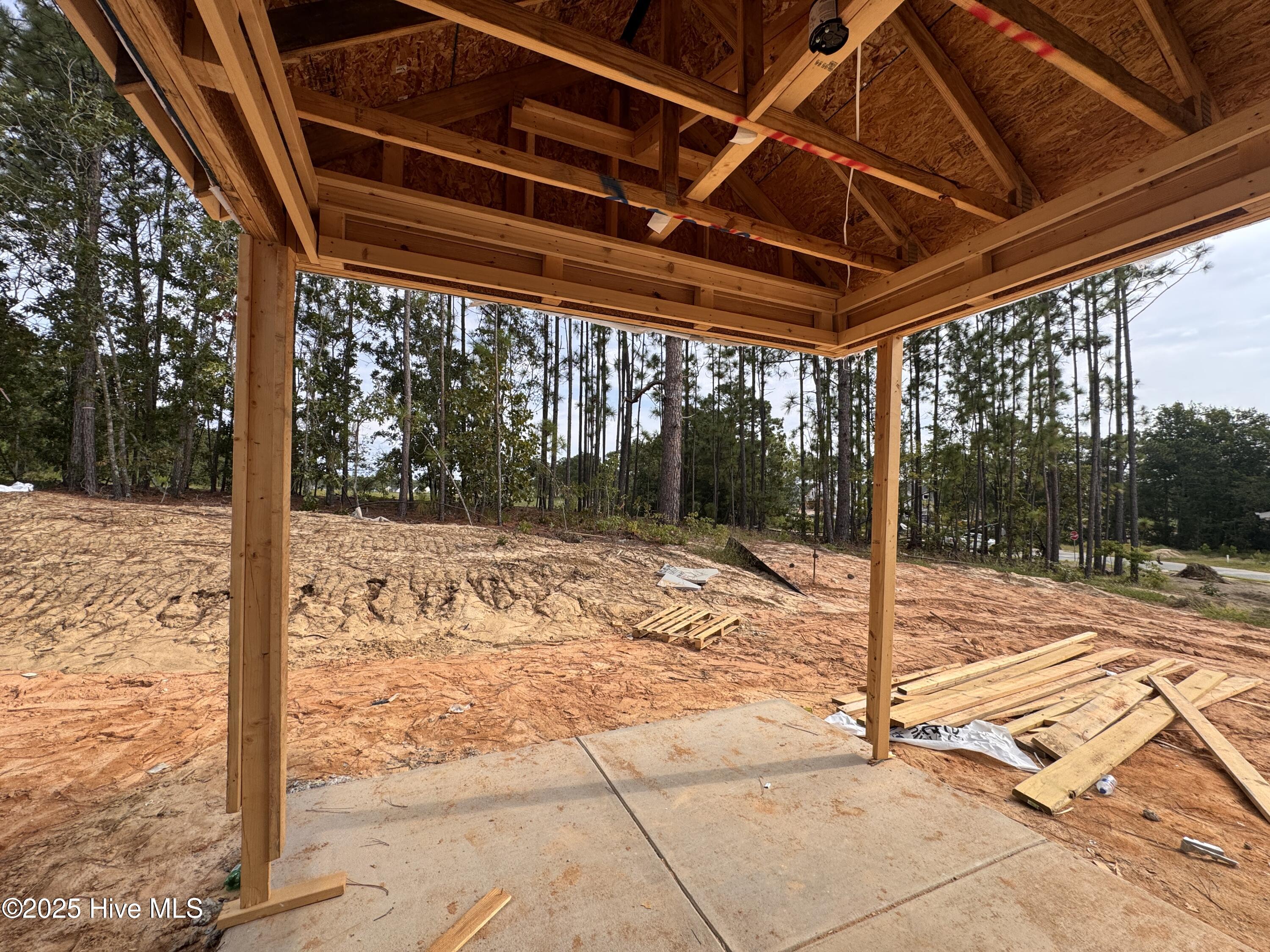 408 Redwater Trail, 601