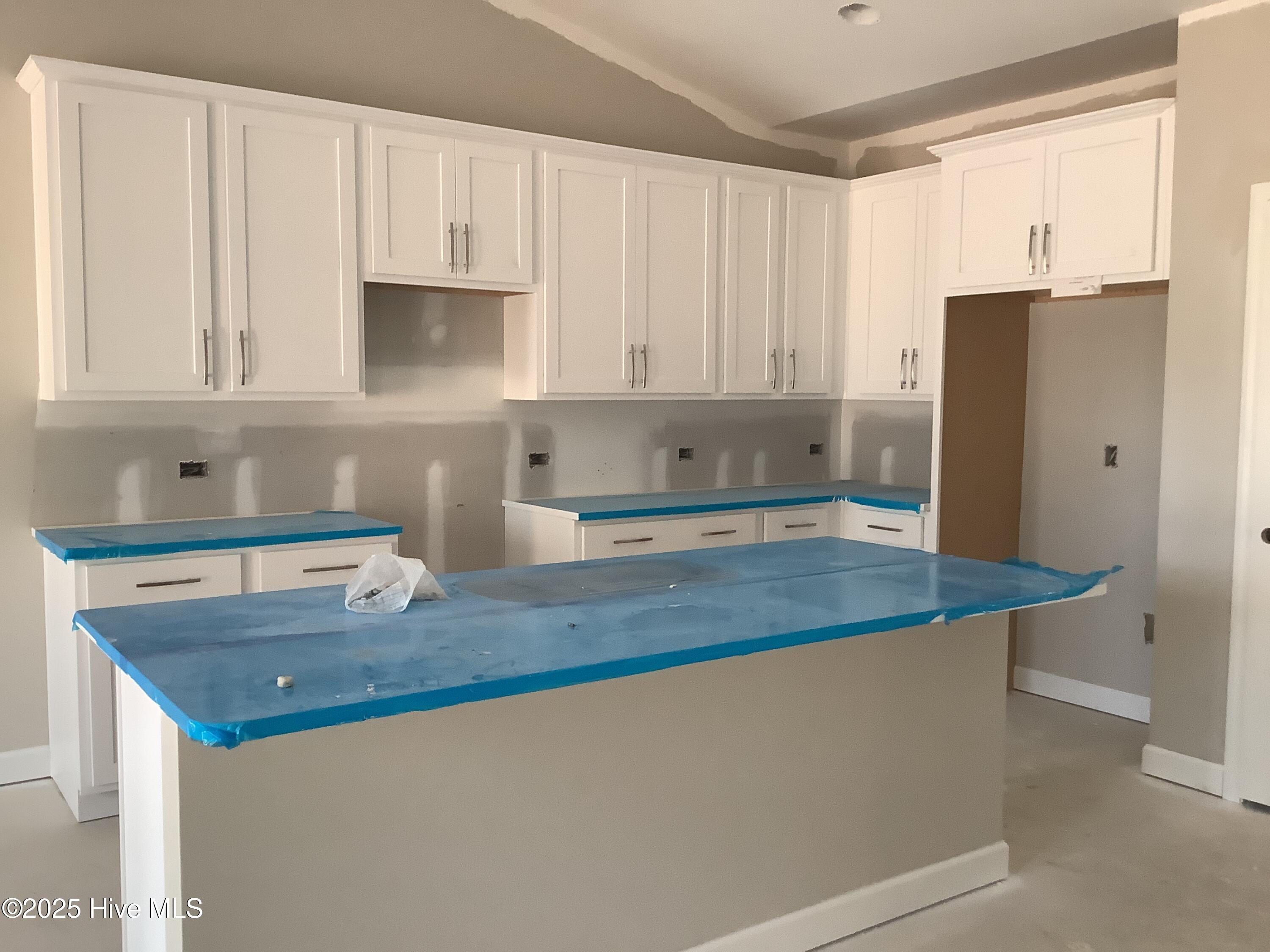 408 Redwater Trail, 601