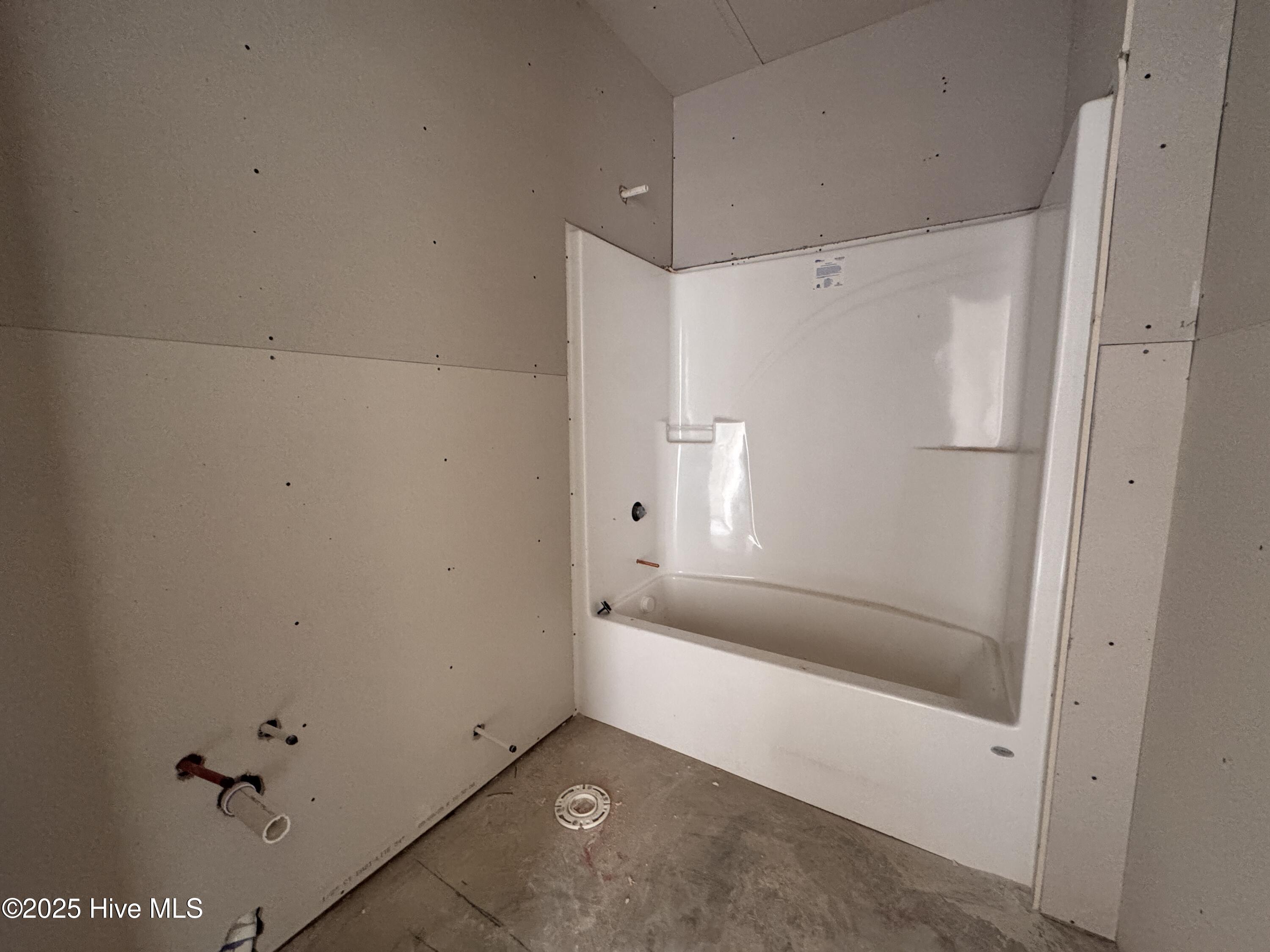 408 Redwater Trail, 601