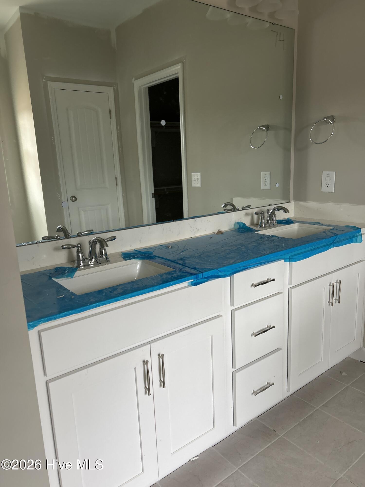 653 Watauga Lane, 579