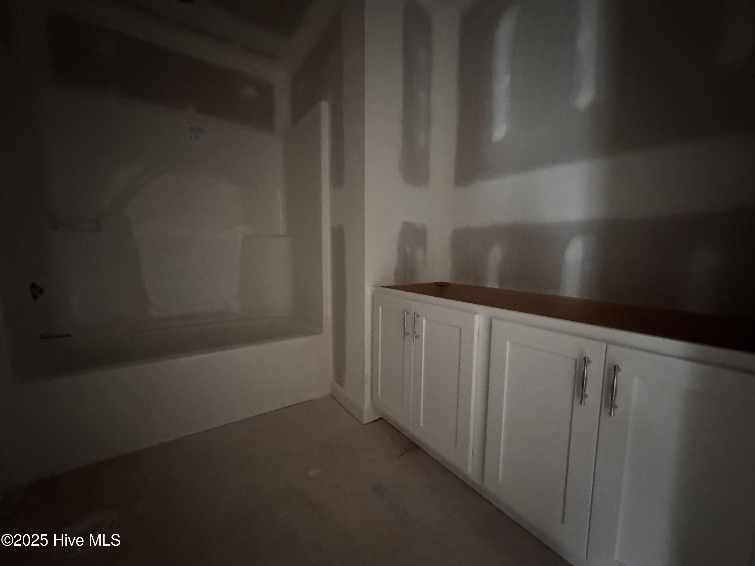 653 Watauga Lane, 579