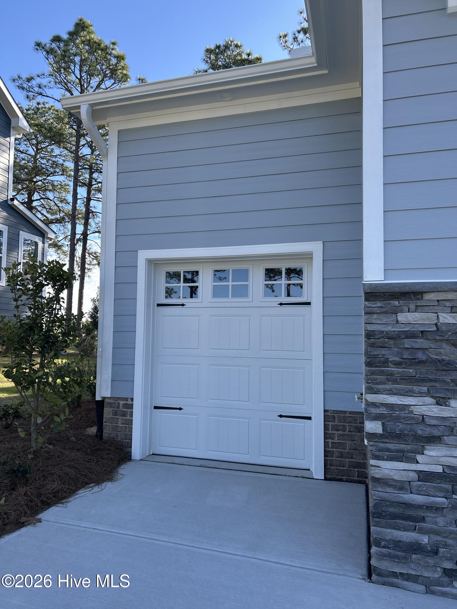 653 Watauga Lane, 579