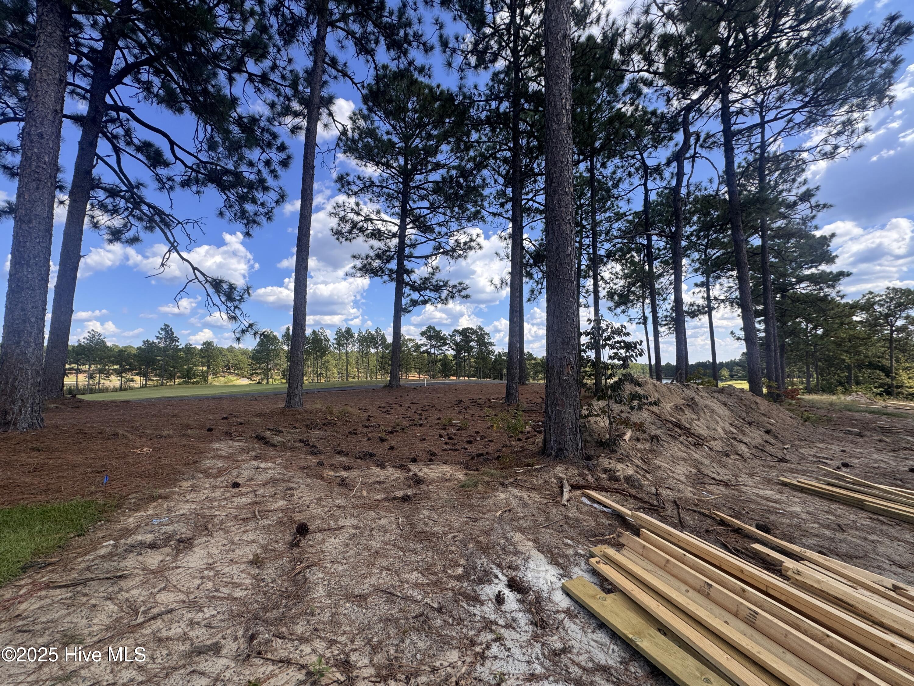 653 Watauga Lane, 579