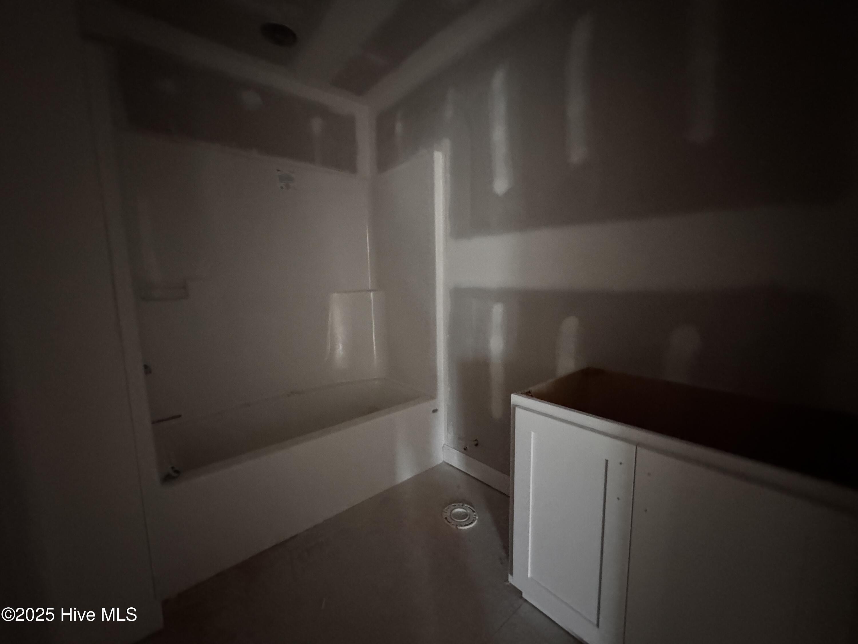 653 Watauga Lane, 579