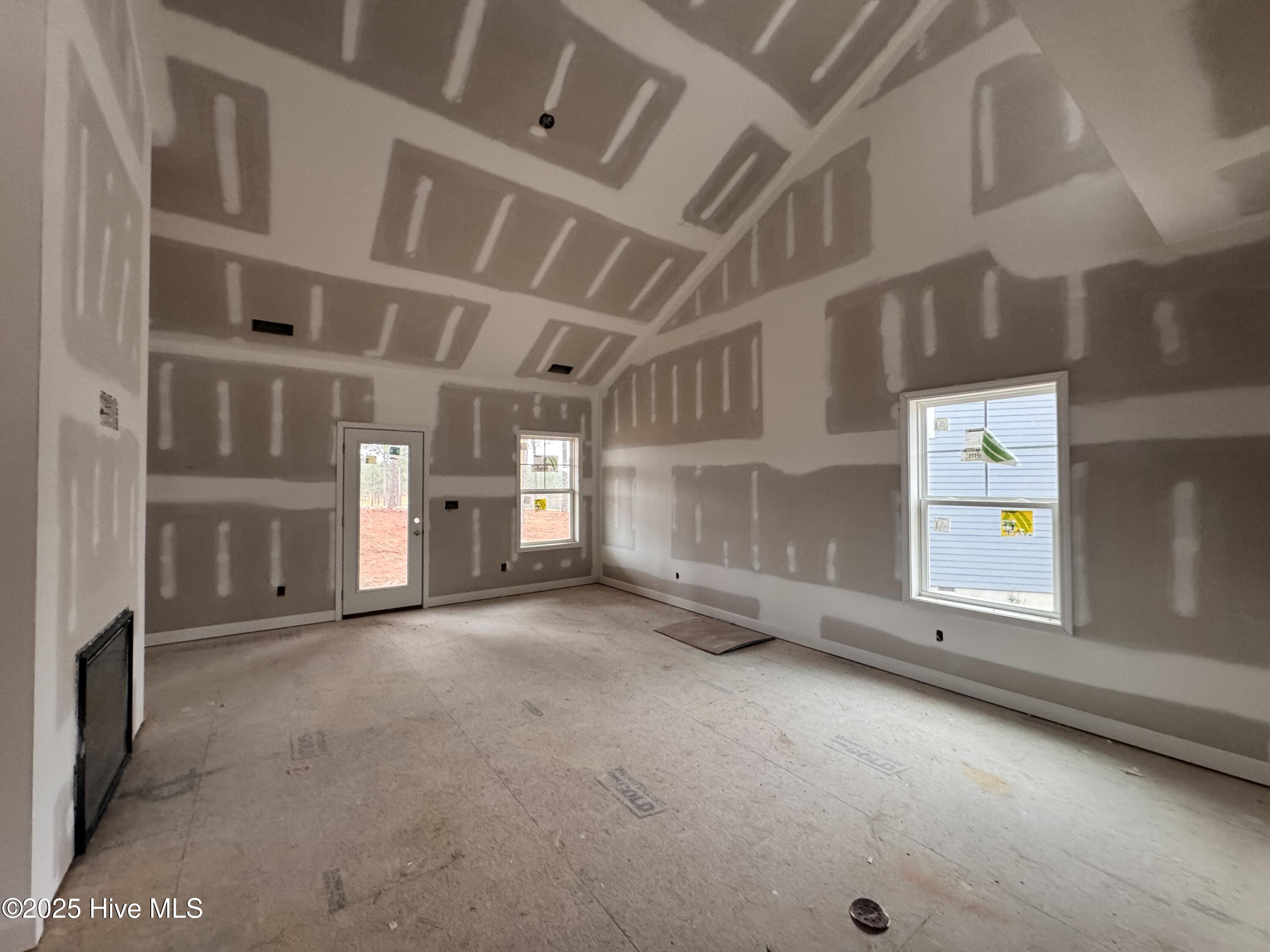 653 Watauga Lane, 579