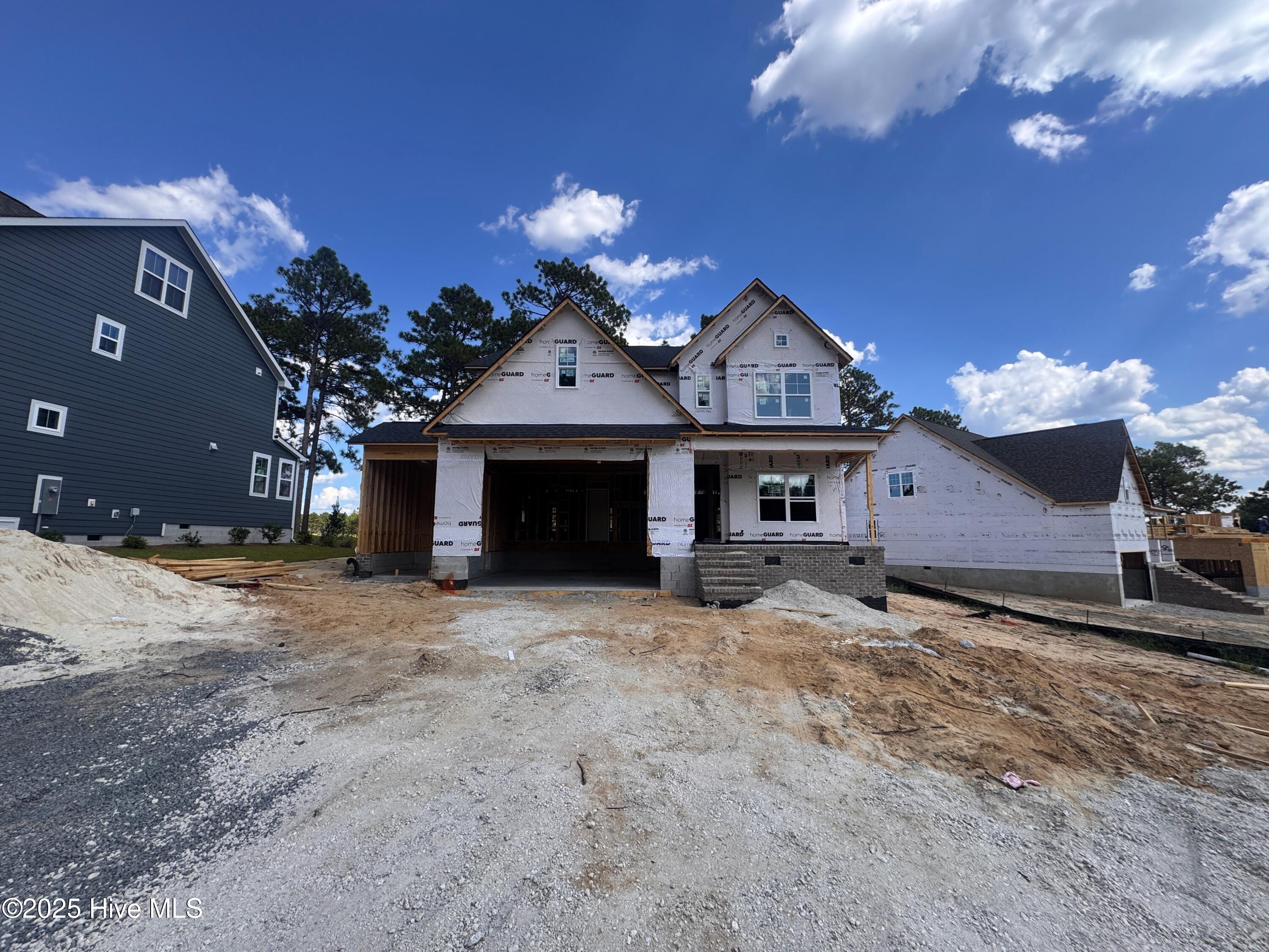 653 Watauga Lane, 579