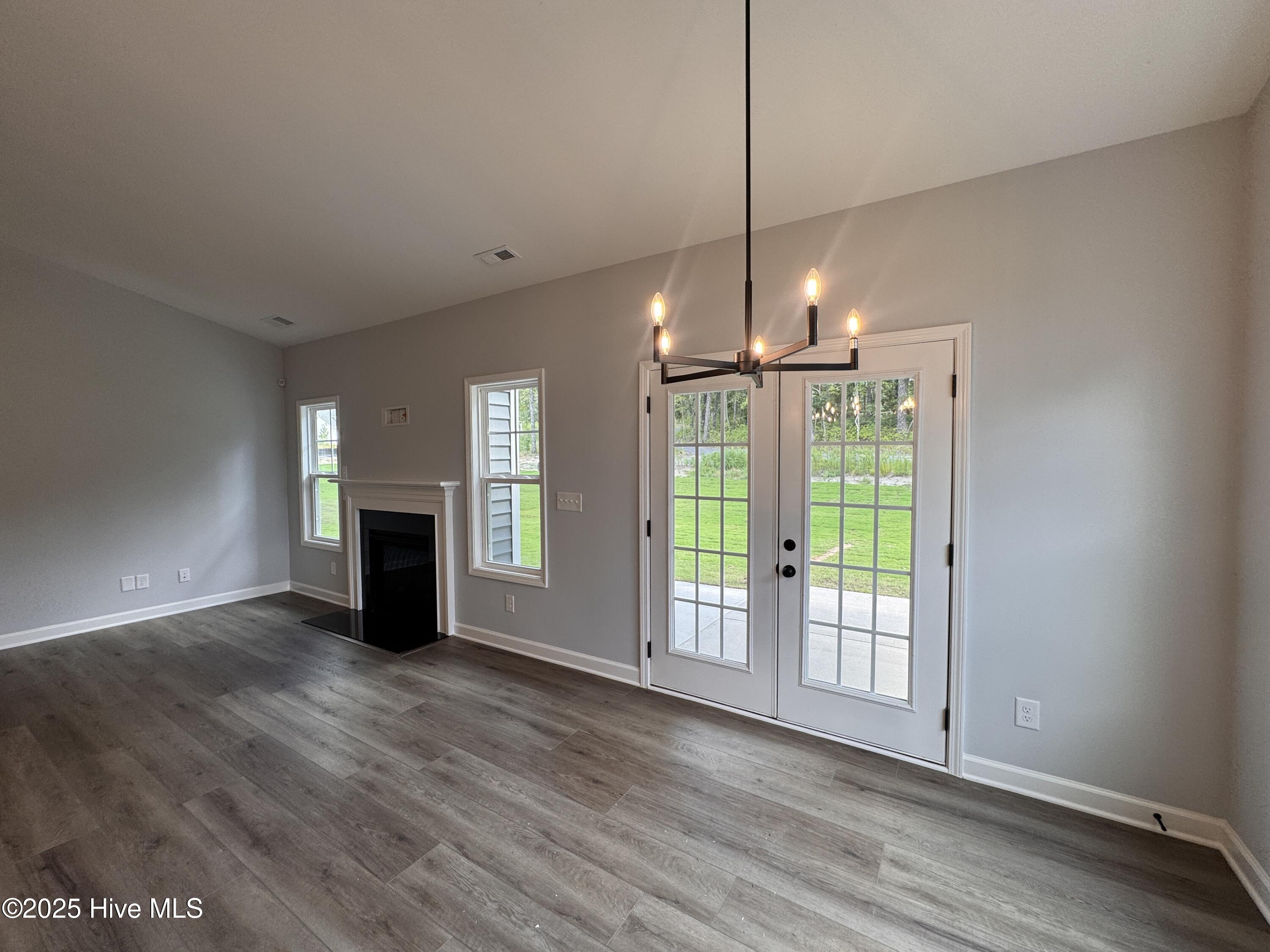 386 Glassmine Trail, 35