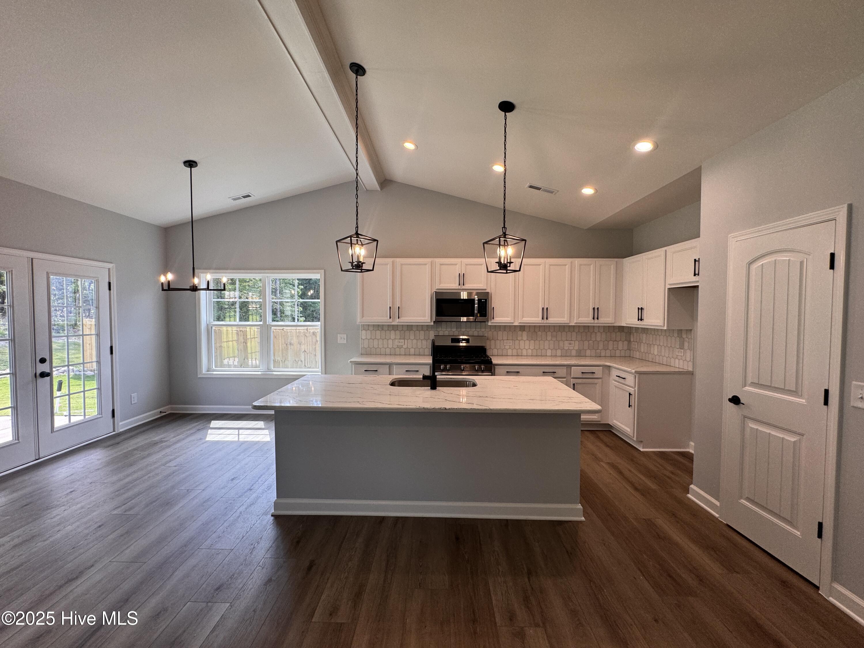 386 Glassmine Trail, 35