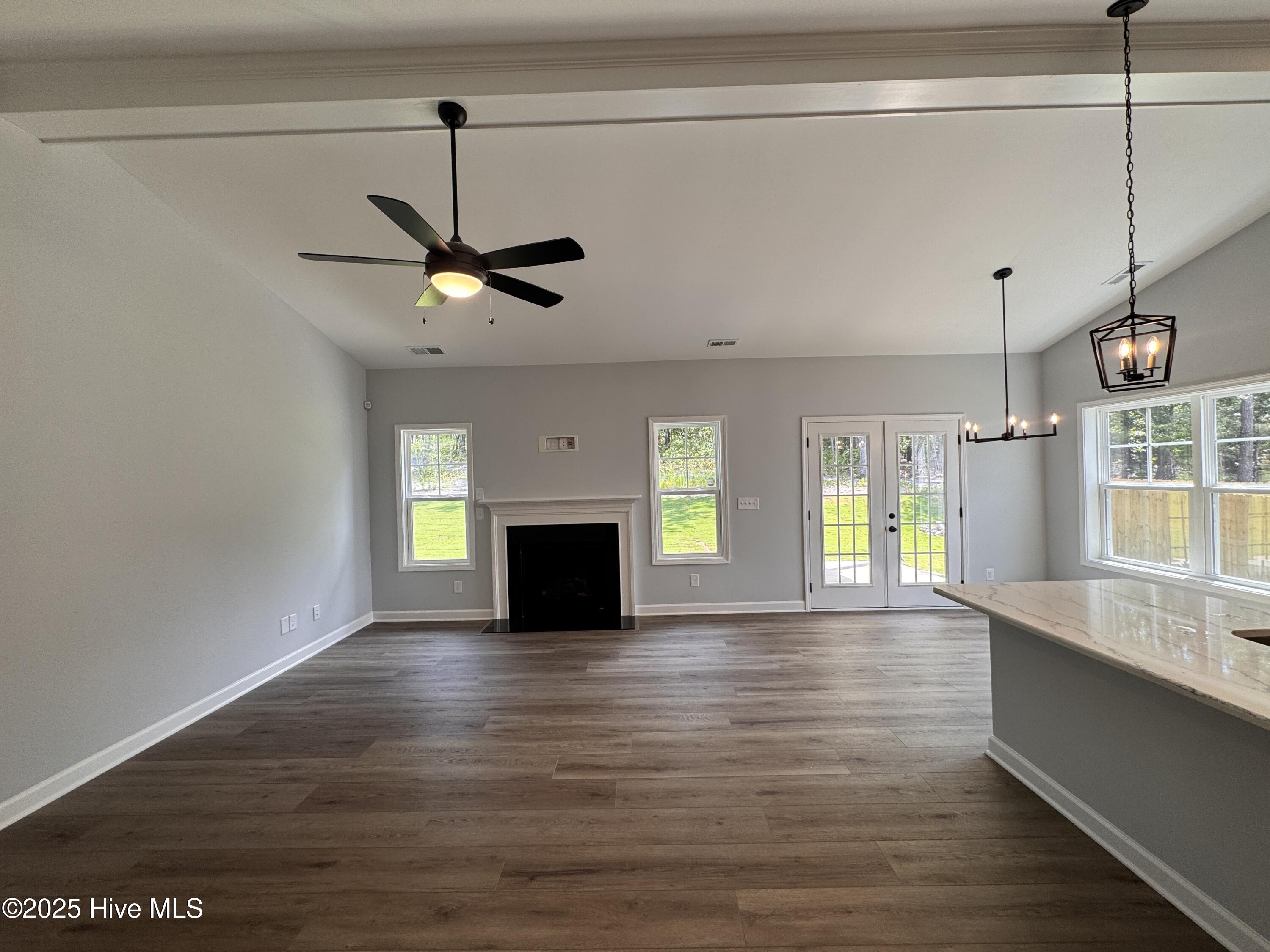 386 Glassmine Trail, 35