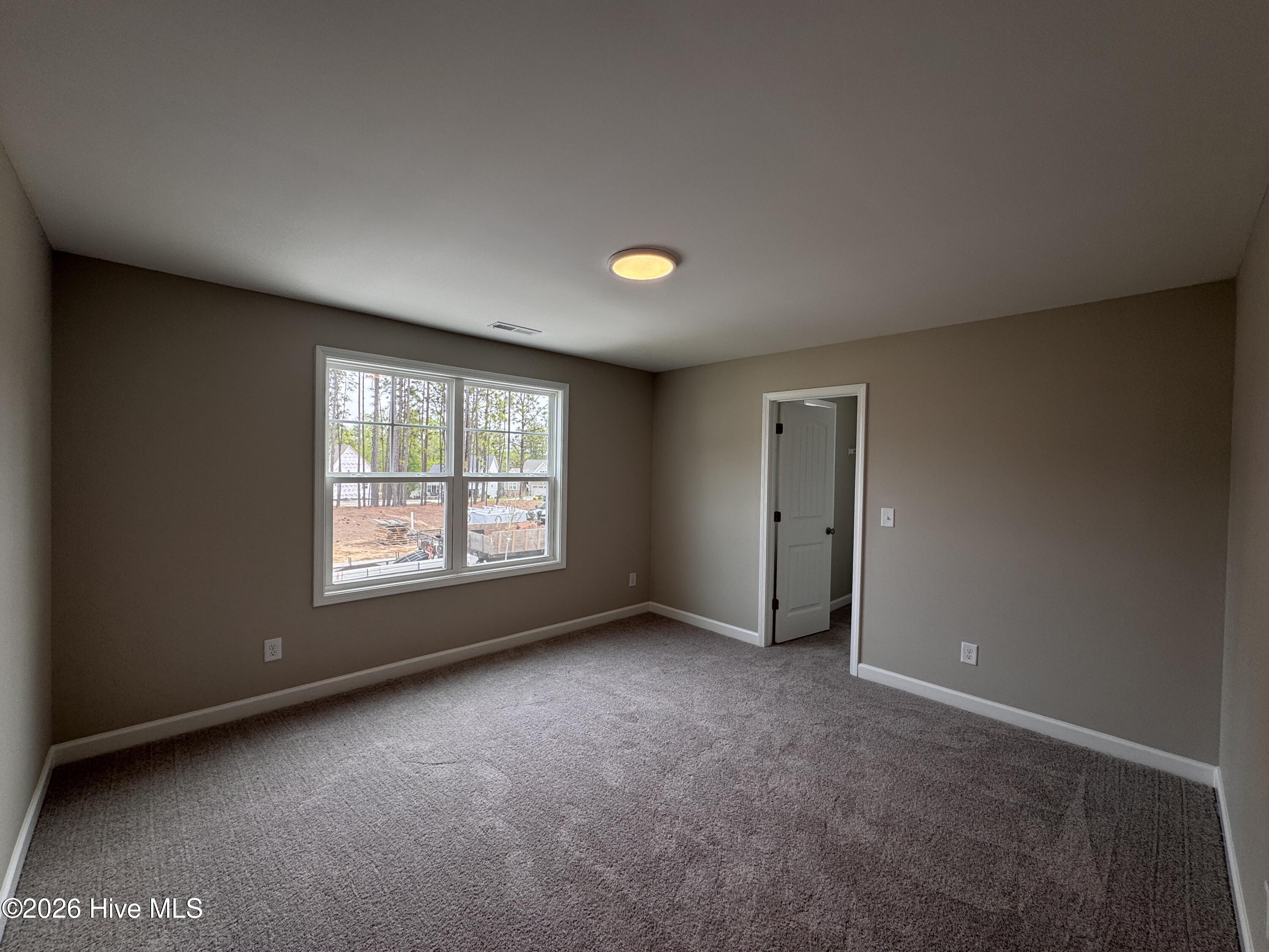 428 Redwater Trail, 596