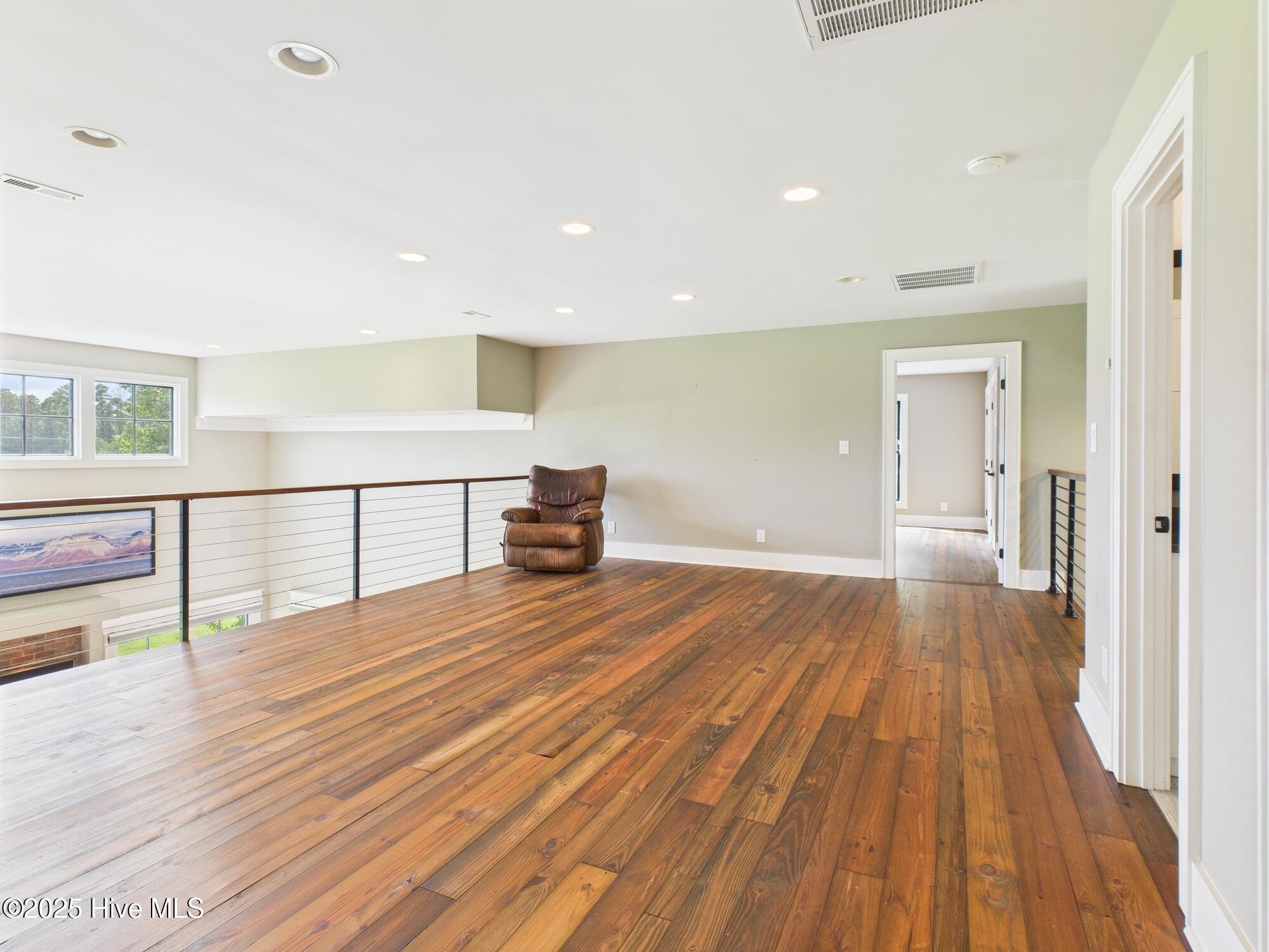 1000 Lakebay Road