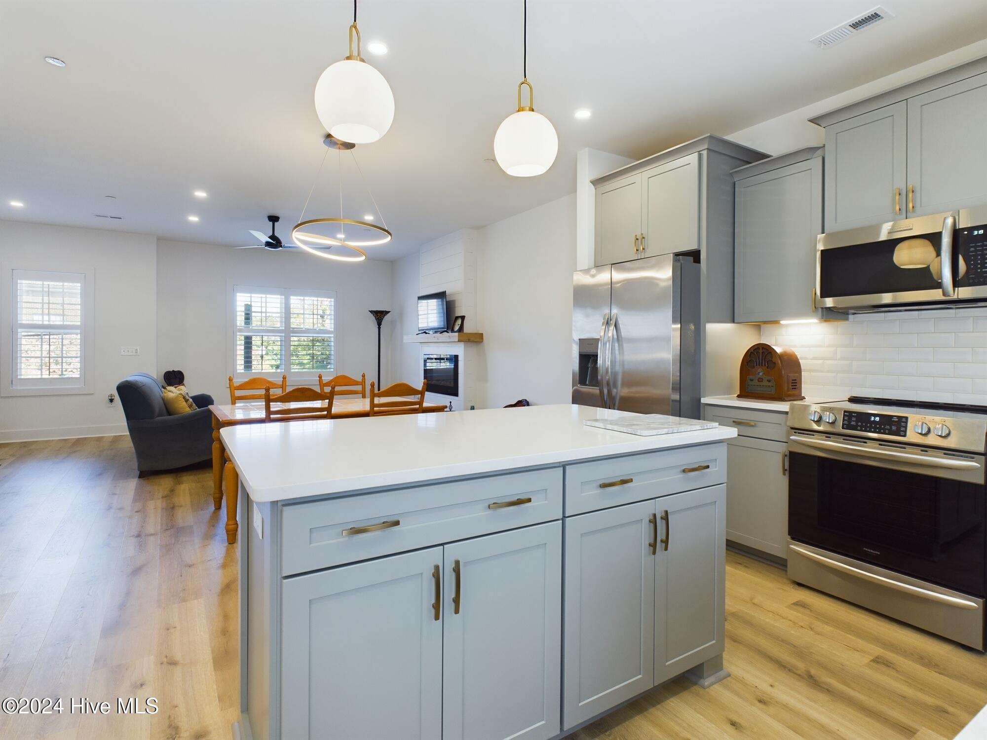 129 Lexington Lane
