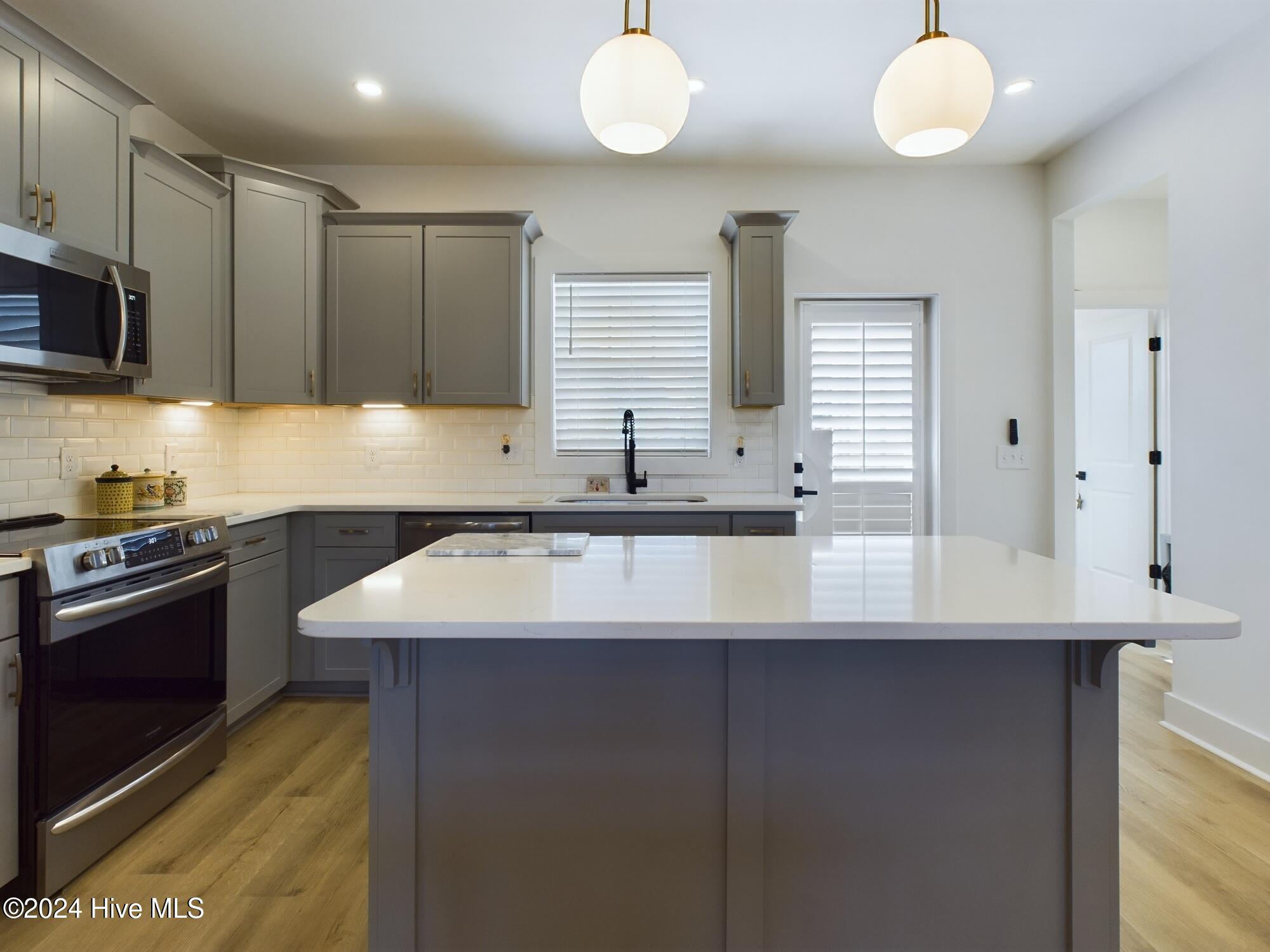 129 Lexington Lane