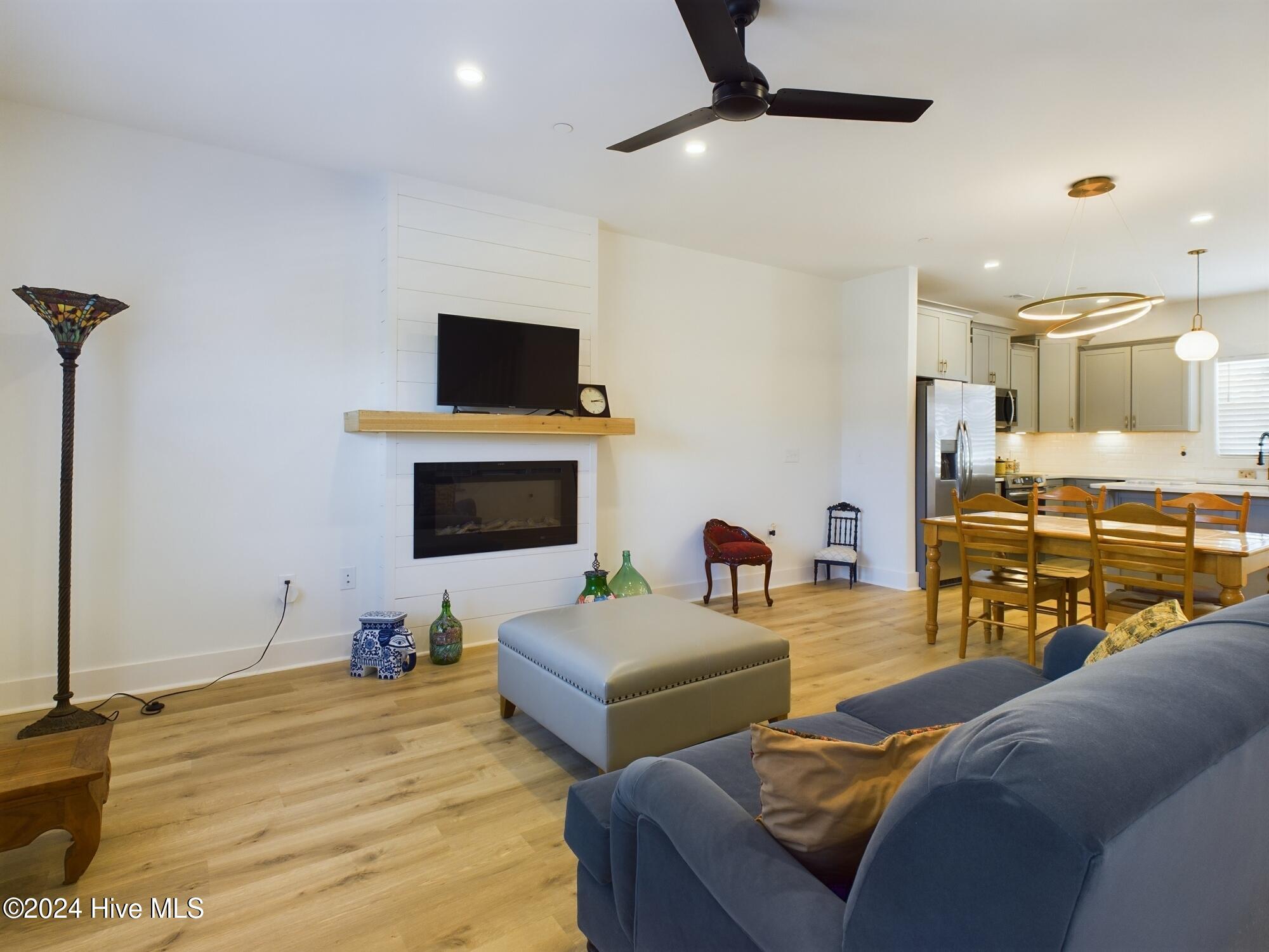 129 Lexington Lane