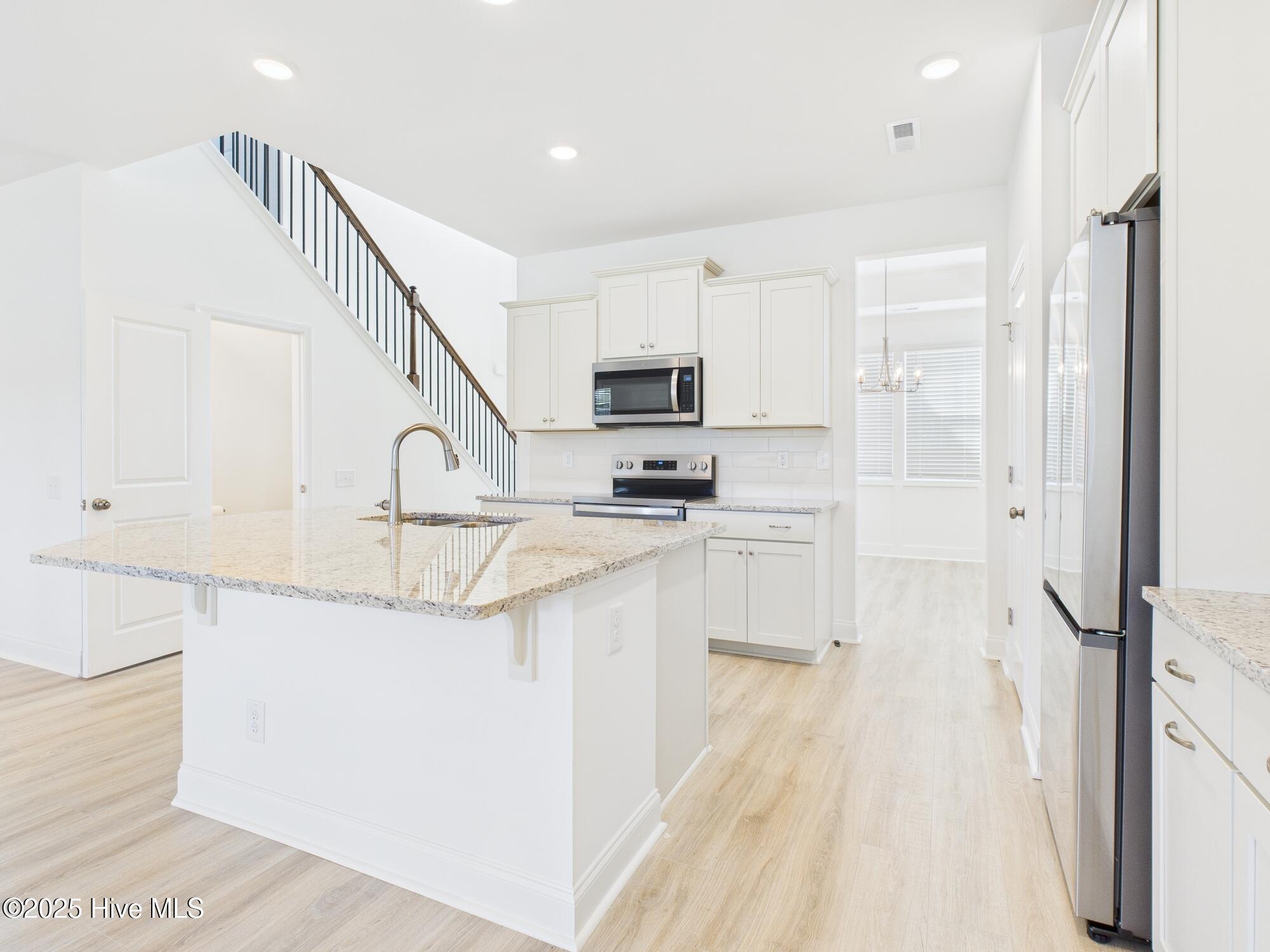 637 Watauga Lane