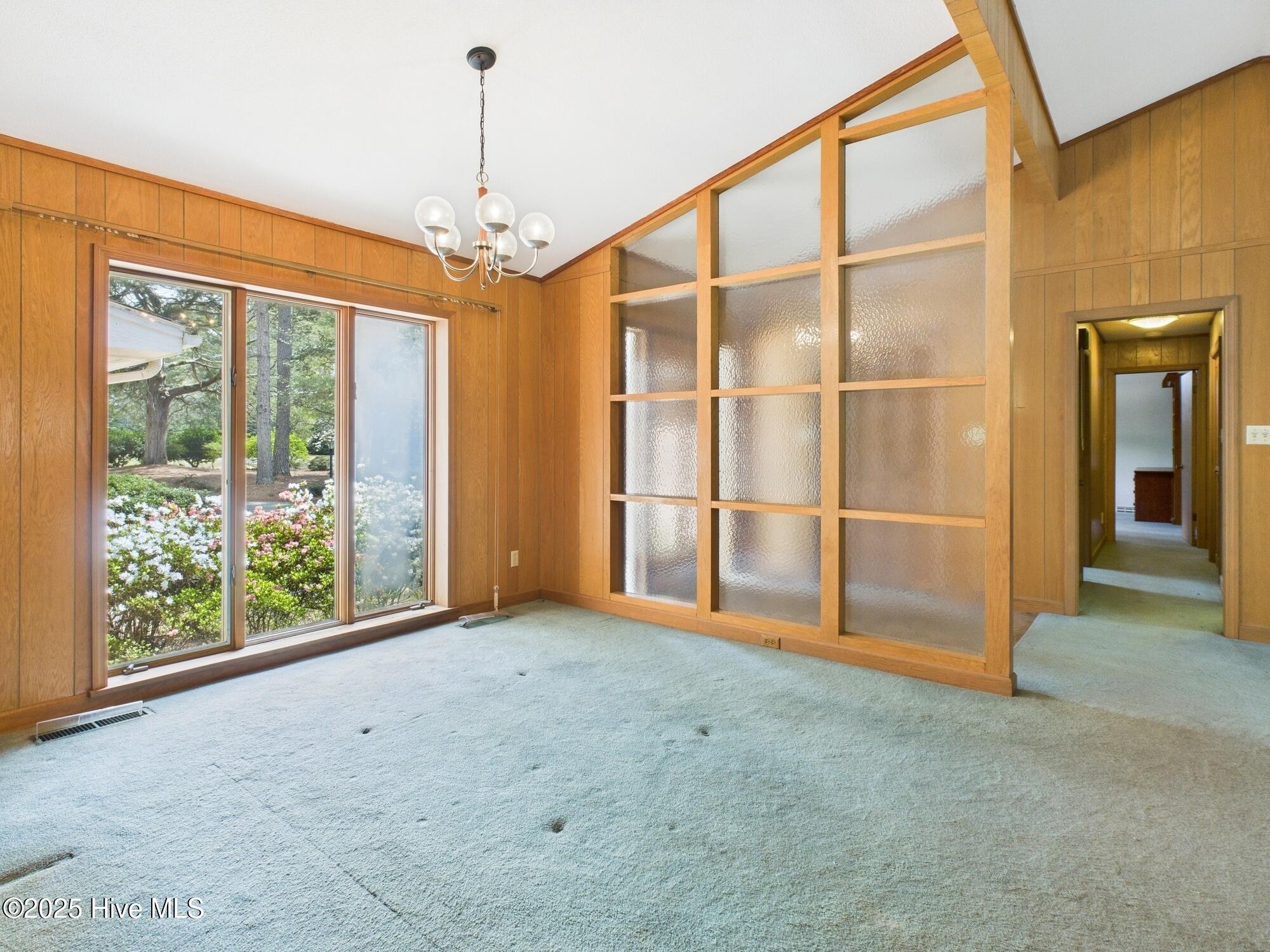 956 Rays Bridge Road