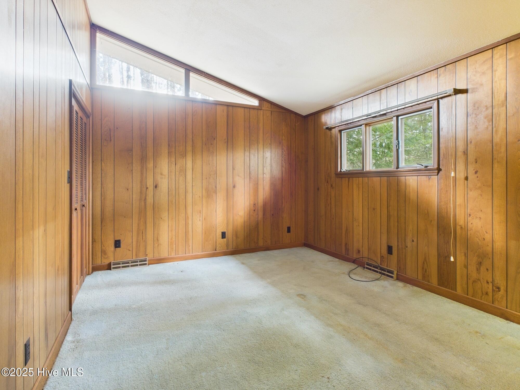 956 Rays Bridge Road