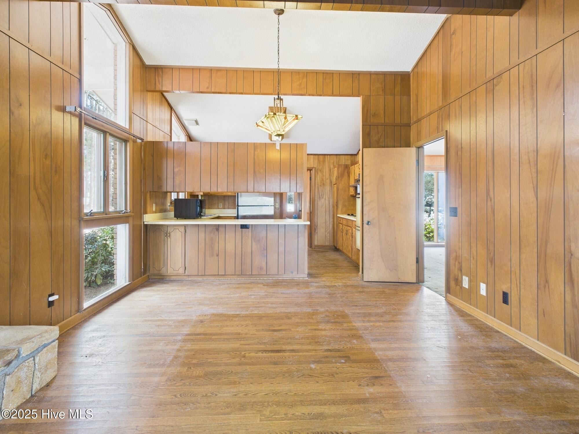 956 Rays Bridge Road