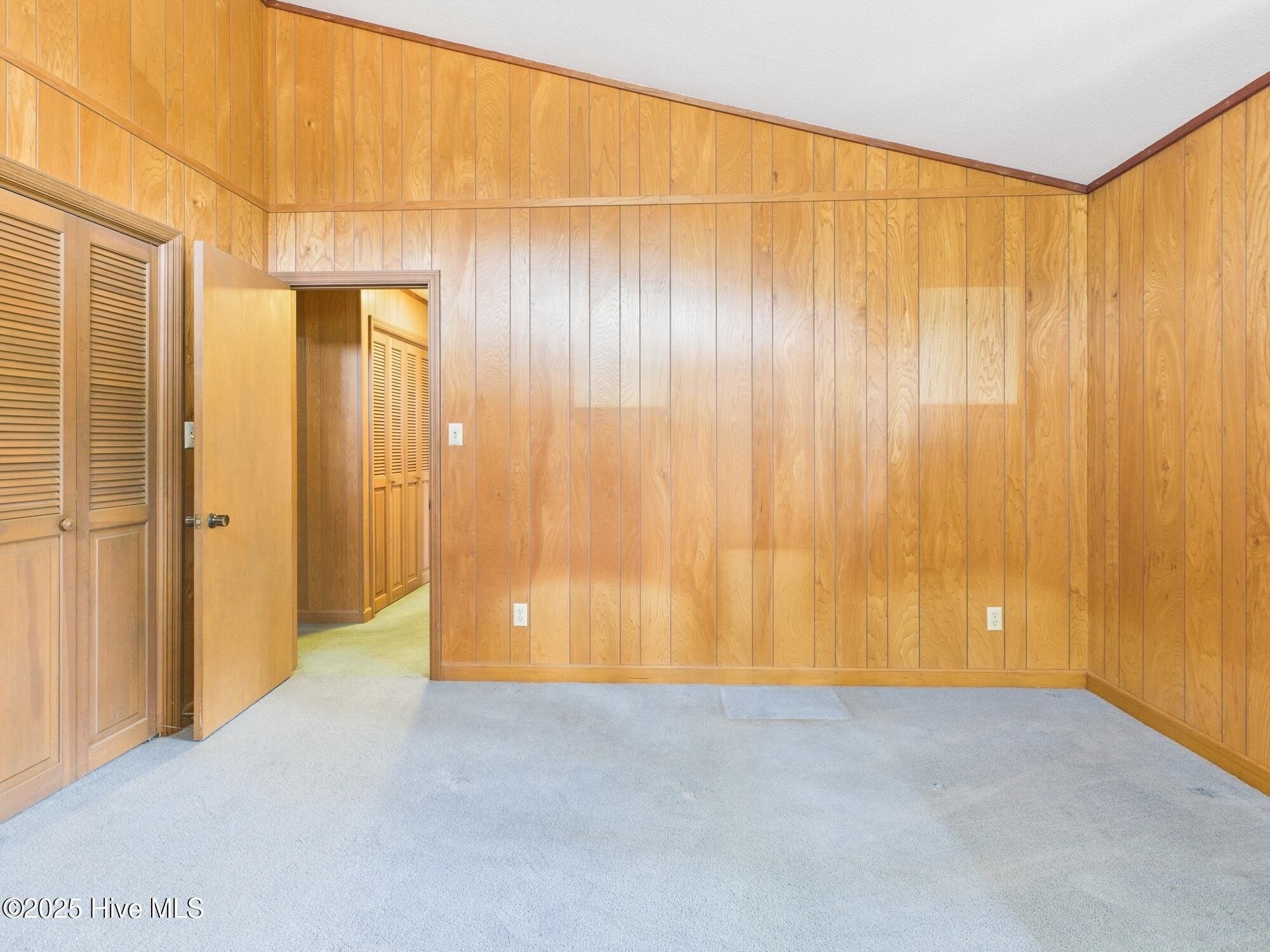 956 Rays Bridge Road