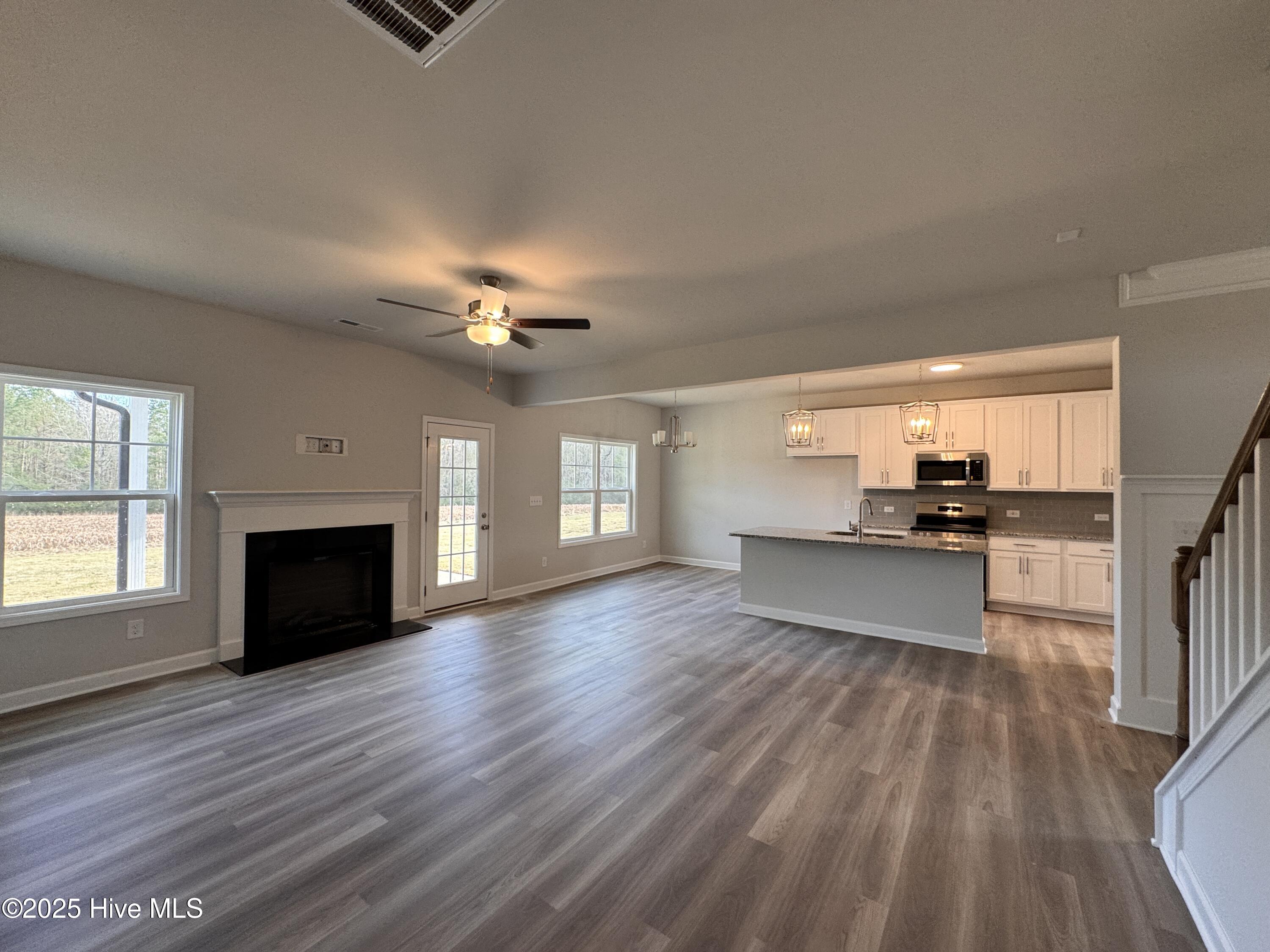294 Elijah Way, 23