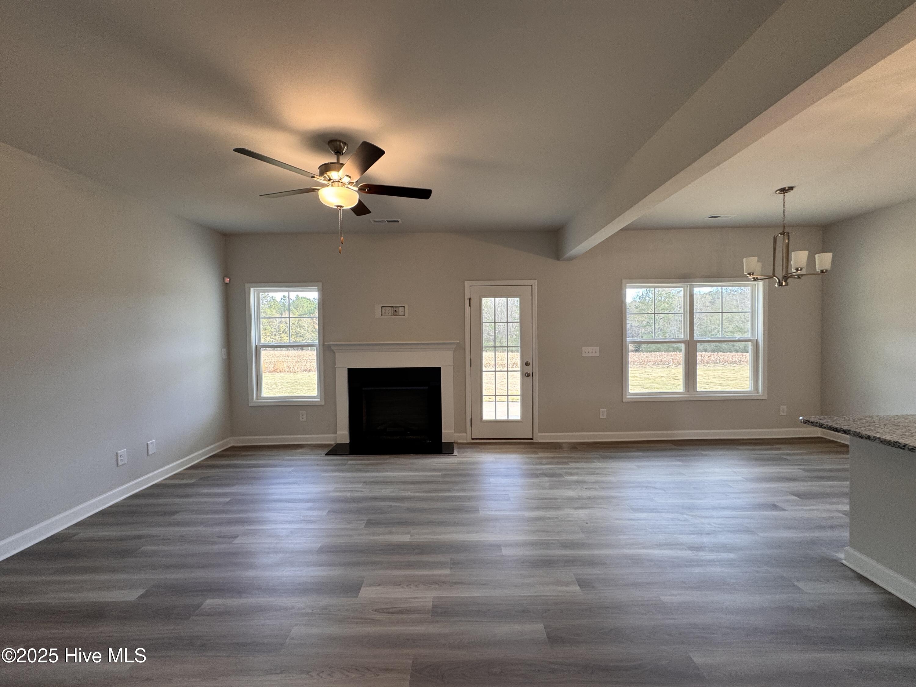 294 Elijah Way, 23