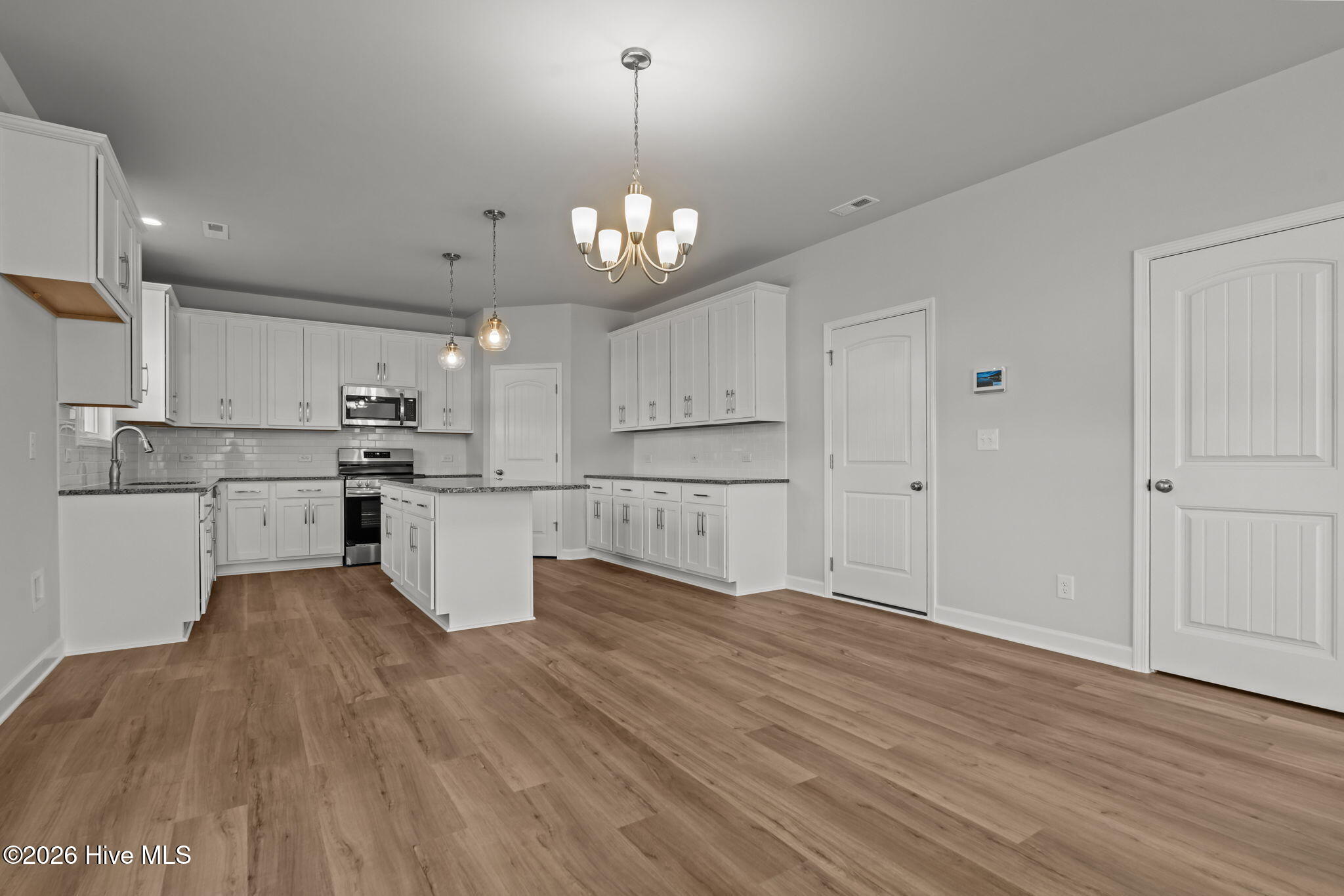 665 Long Point Road, 60